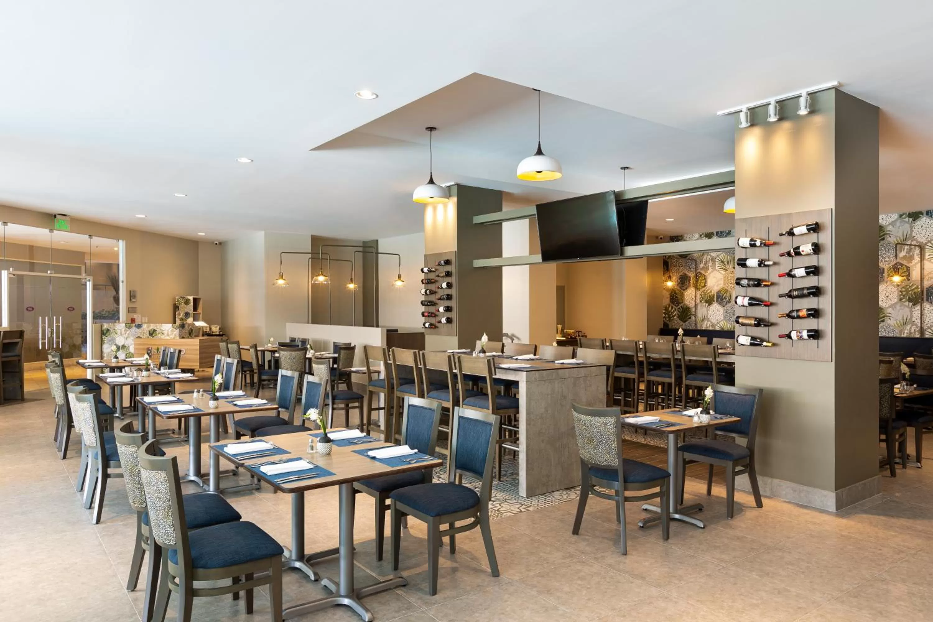 Restaurant/places to eat in Crowne Plaza San Jose La Sabana by IHG