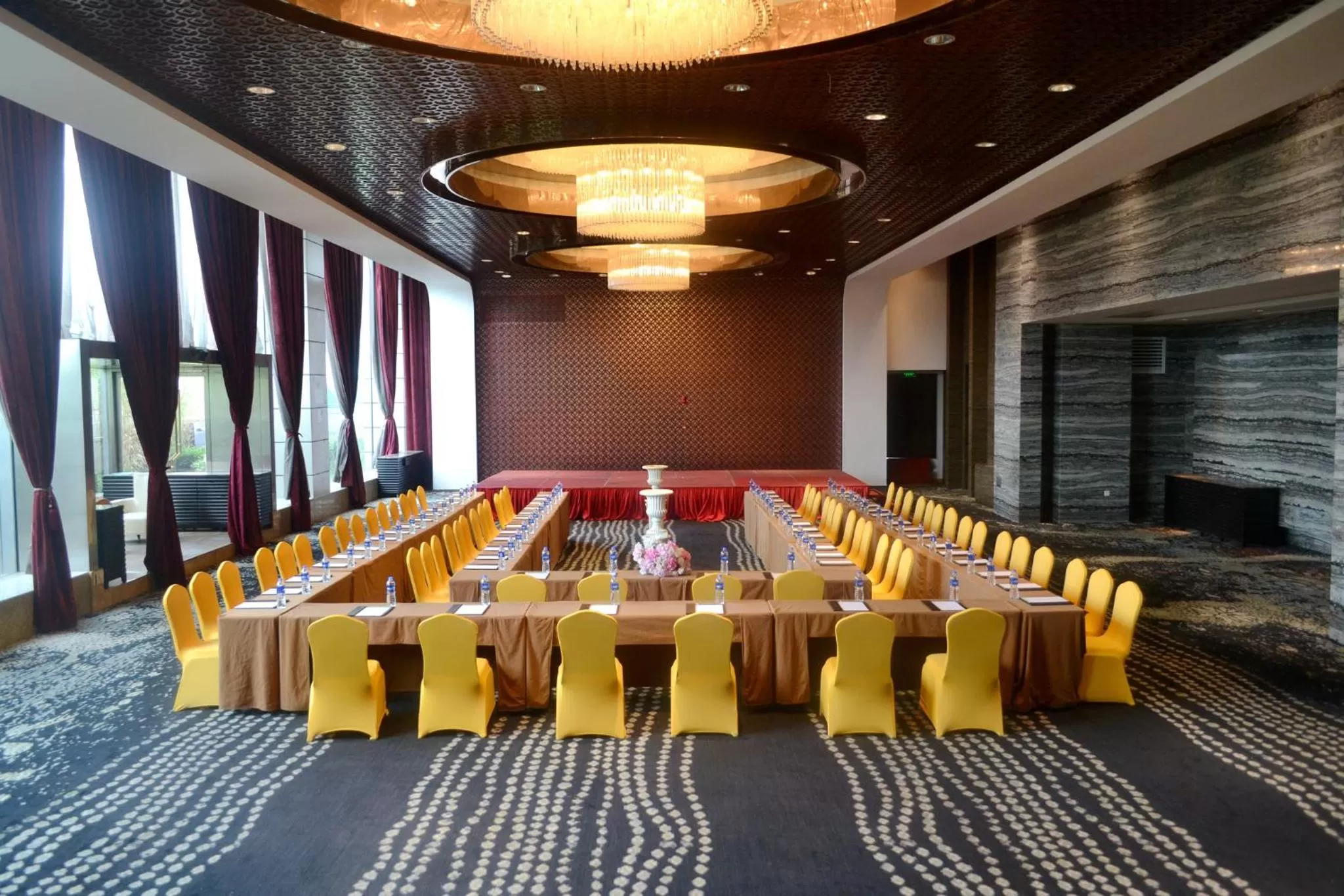 Meeting/conference room in Holiday Inn Shanghai Songjiang by IHG - Miaoqian Street