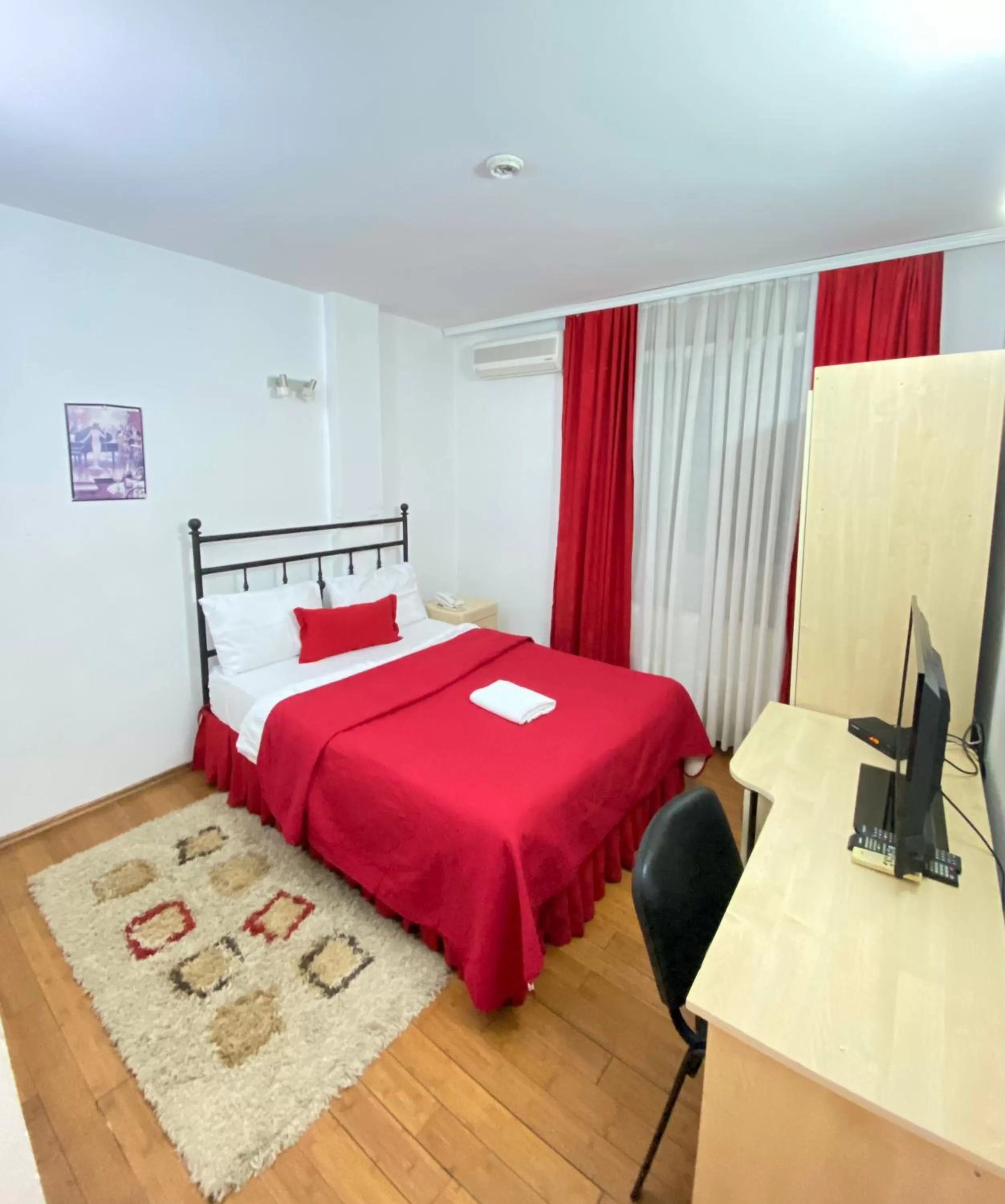 Bed in Hotel Sara & SPA