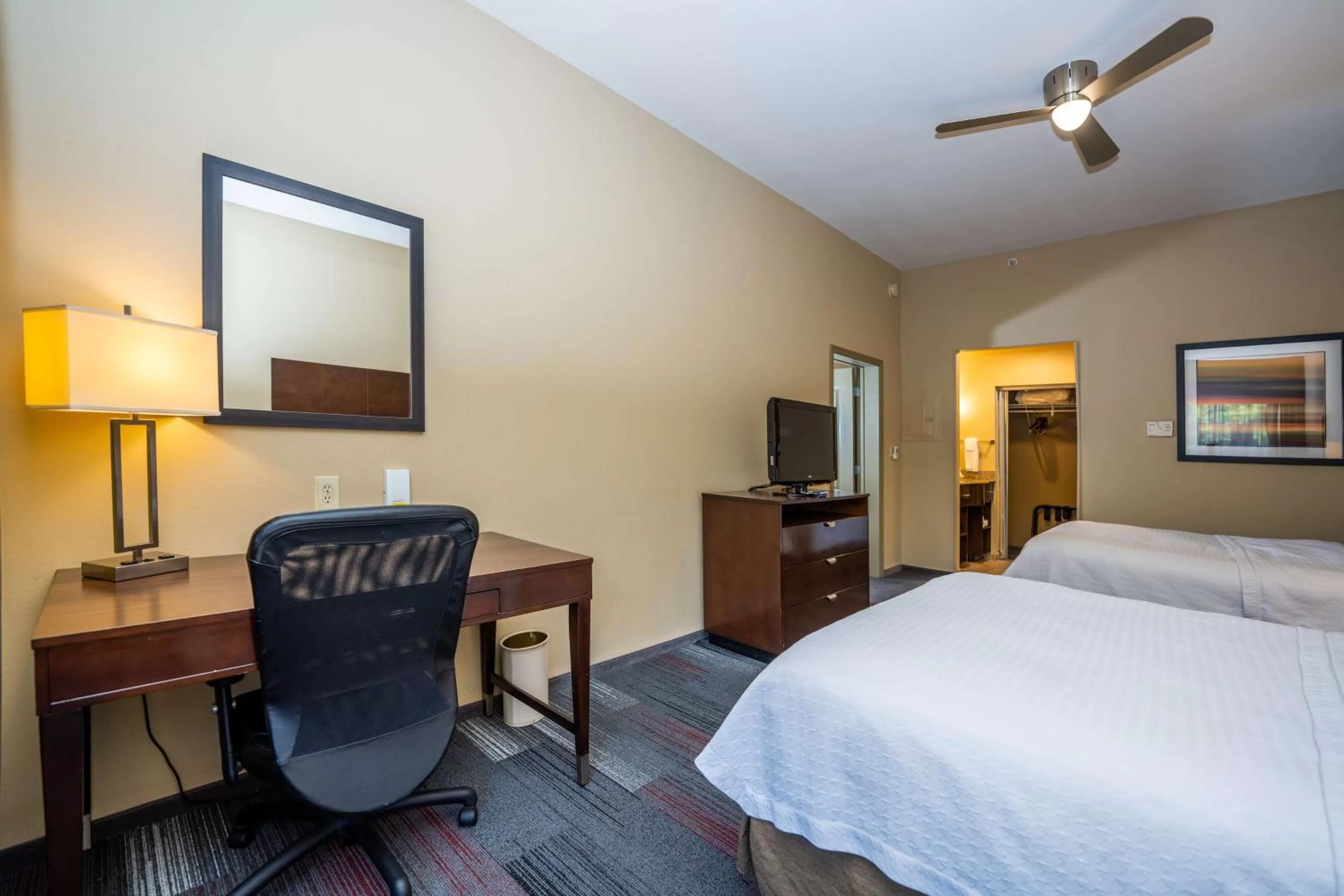 Bedroom, Bed in Homewood Suites by Hilton Birmingham-SW-Riverchase-Galleria