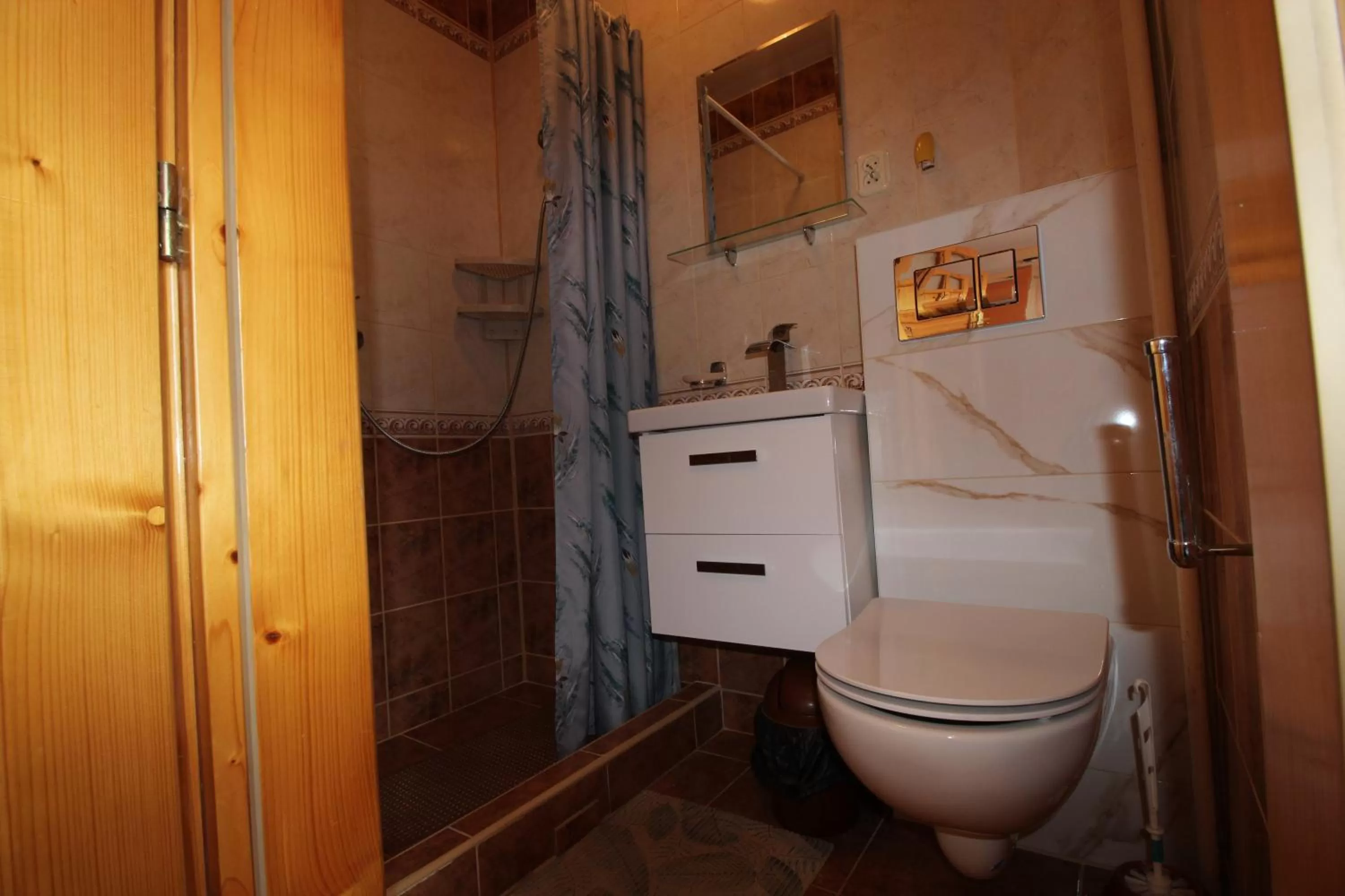 Bathroom in DW U Wajdy