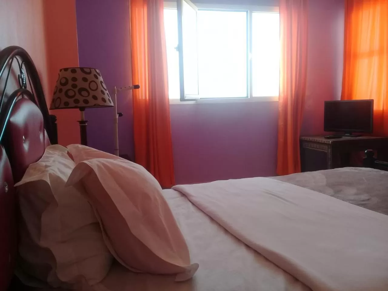 Bed in Hôtel La Corniche