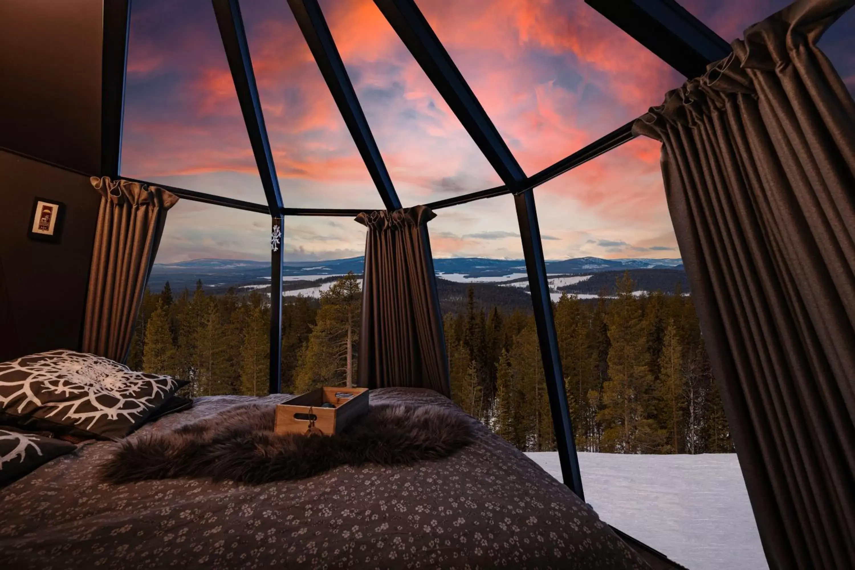 Junior Suite with Mountain View in Peace & Quiet Hotel Junior Suite with Mountain View in Peace & Quiet Hotel