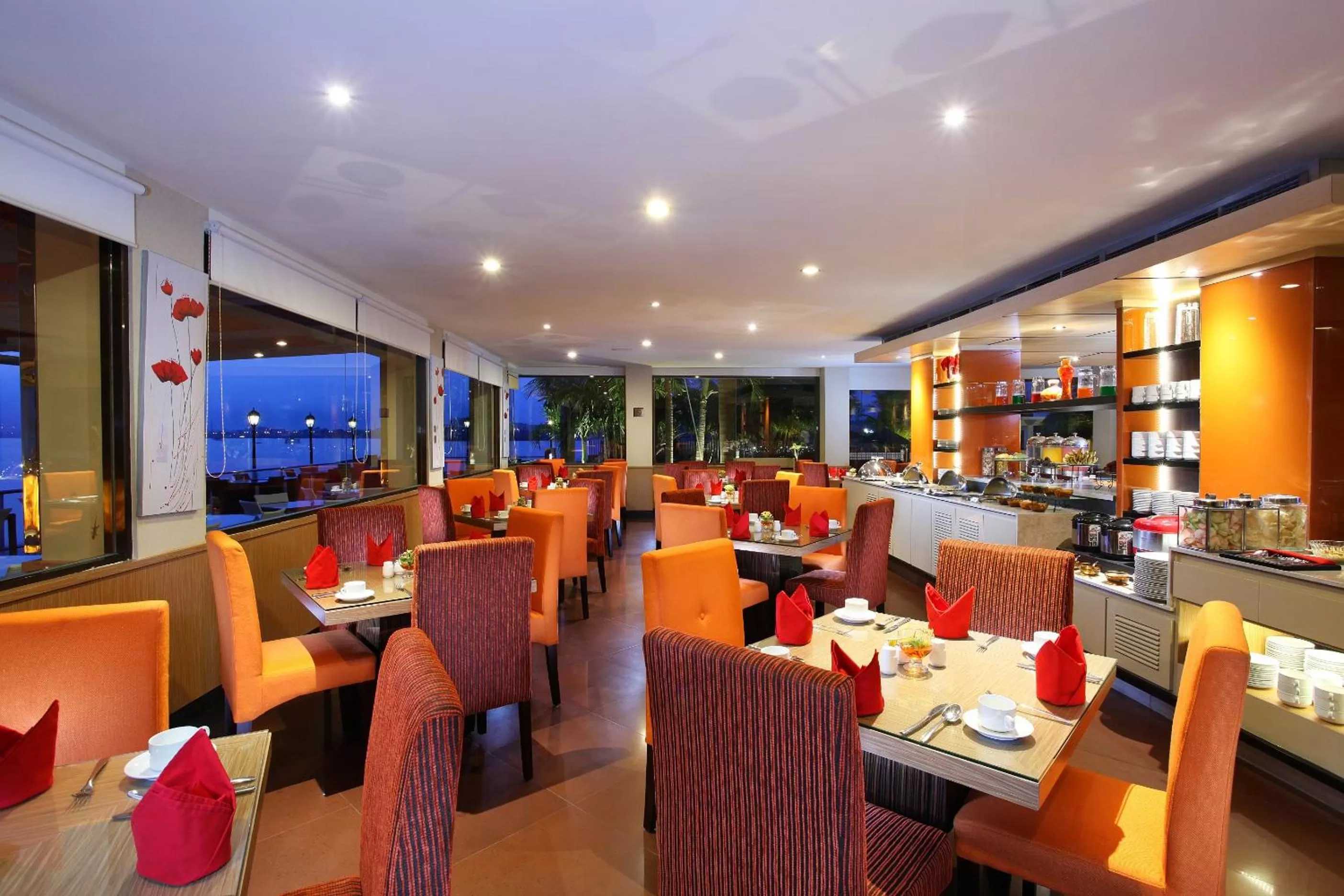 Restaurant/places to eat in Swiss-Belhotel Silae Palu