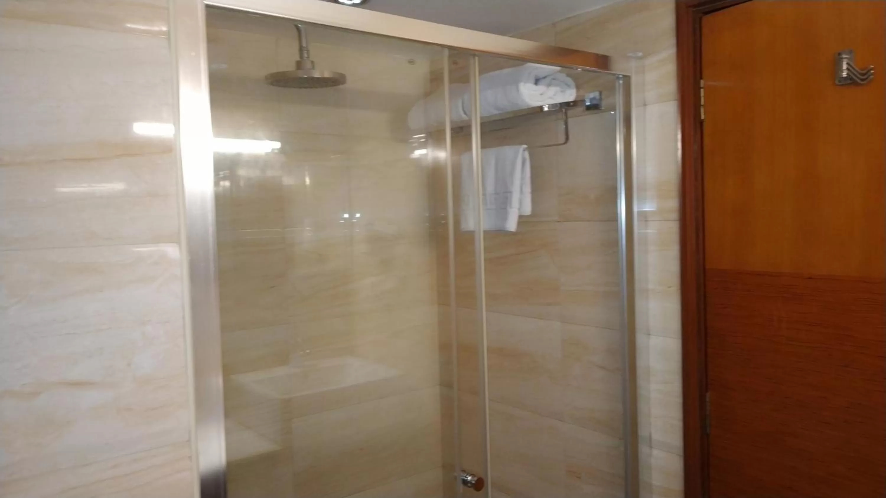 Bathroom in Best Western Ashoka