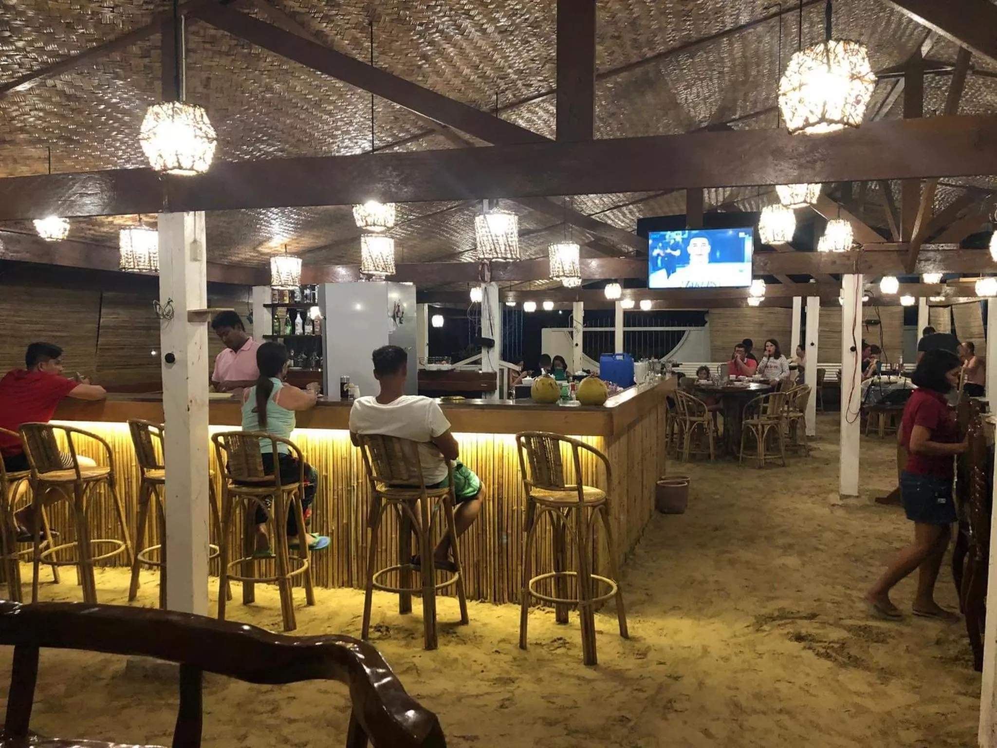 Restaurant/places to eat in Pangulatan Beach Resort