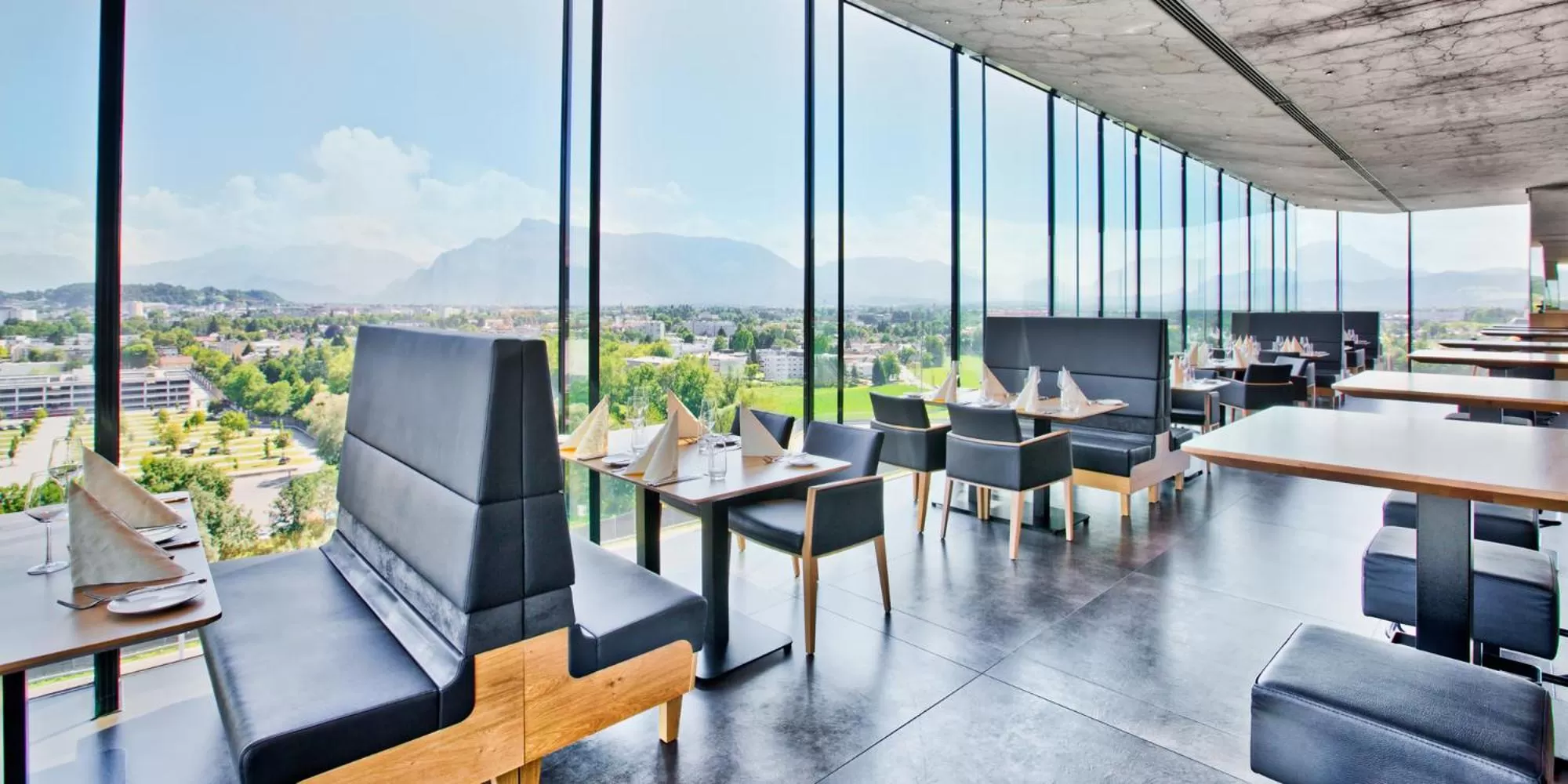 Restaurant/places to eat in COOL MAMA Hotel Salzburg