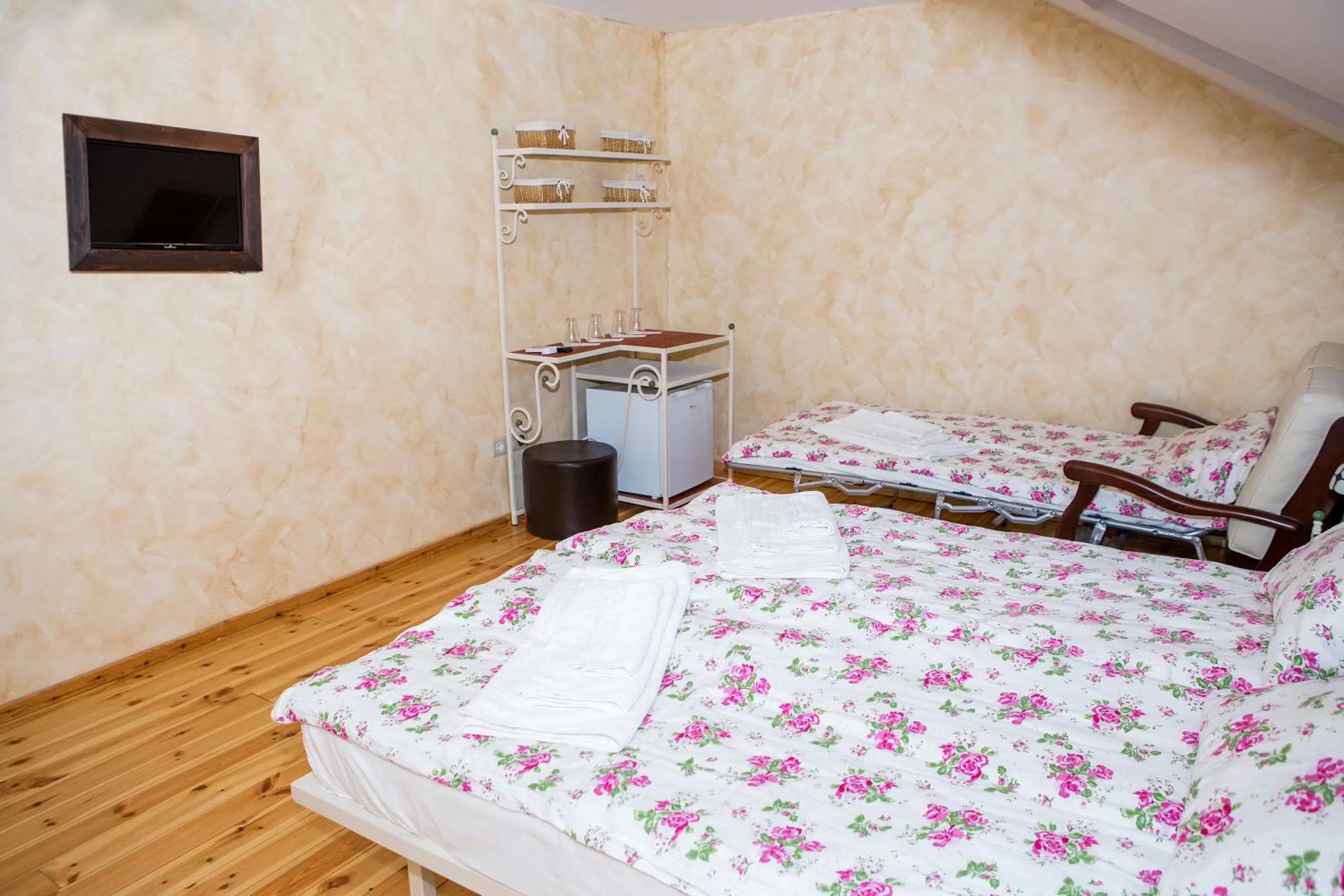 View (from property/room), Room Photo in Country Court