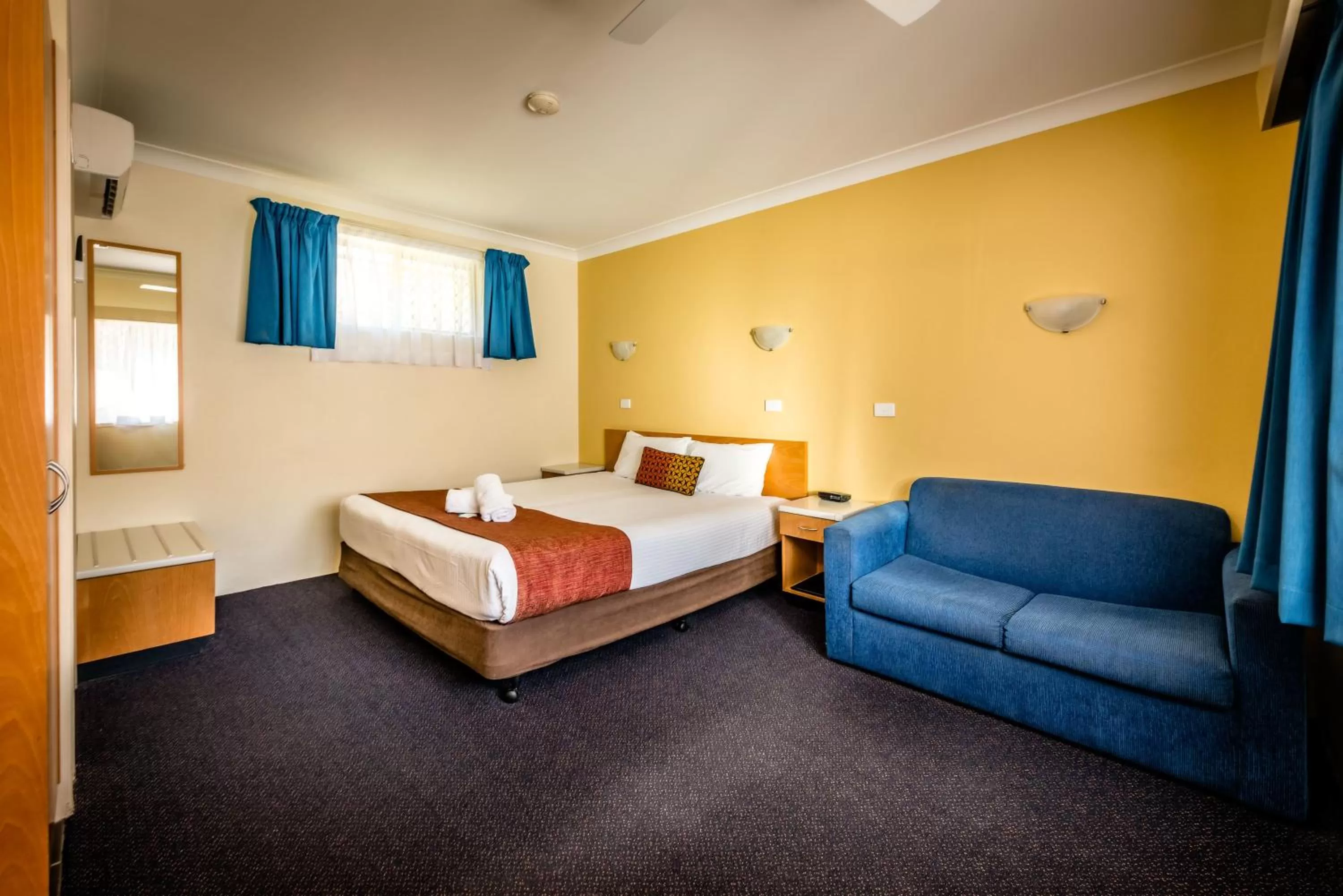 Day, Bed in Park Beach Resort Motel