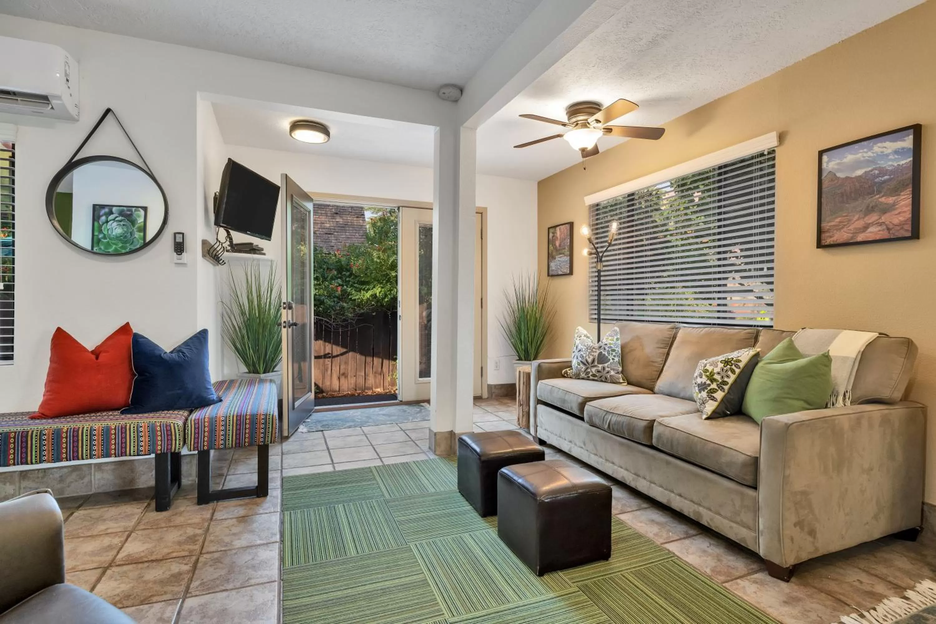 Seating area in Red Rock Inn Cottages