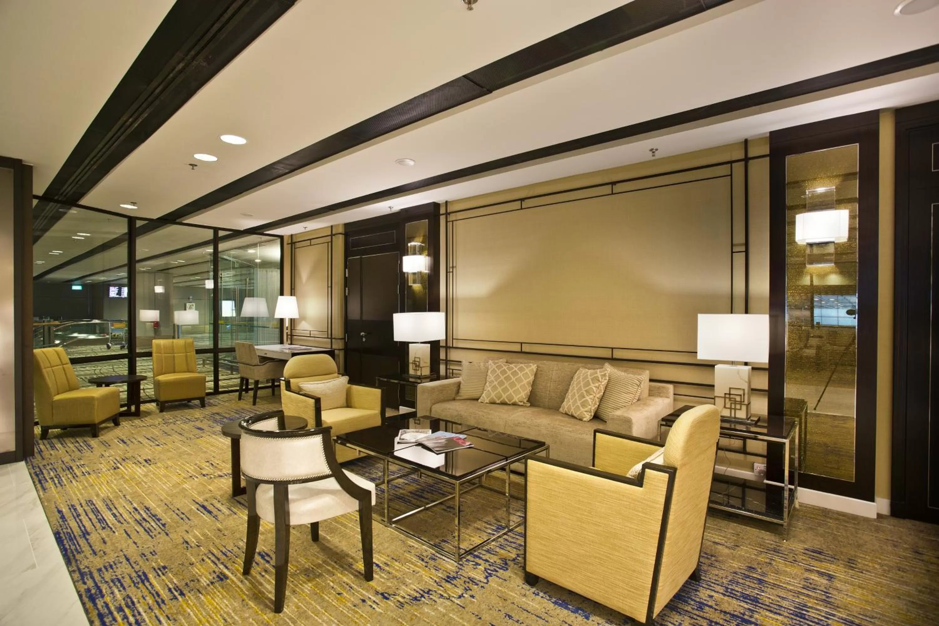 Lobby or reception in Ambassador Transit Hotel - Terminal 3