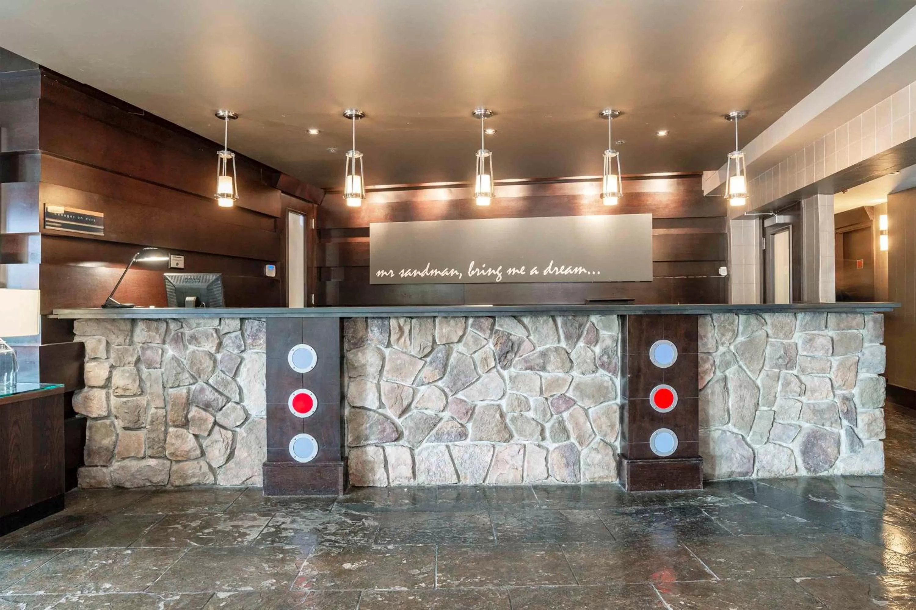 Lobby or reception in Sandman Hotel & Suites Kelowna