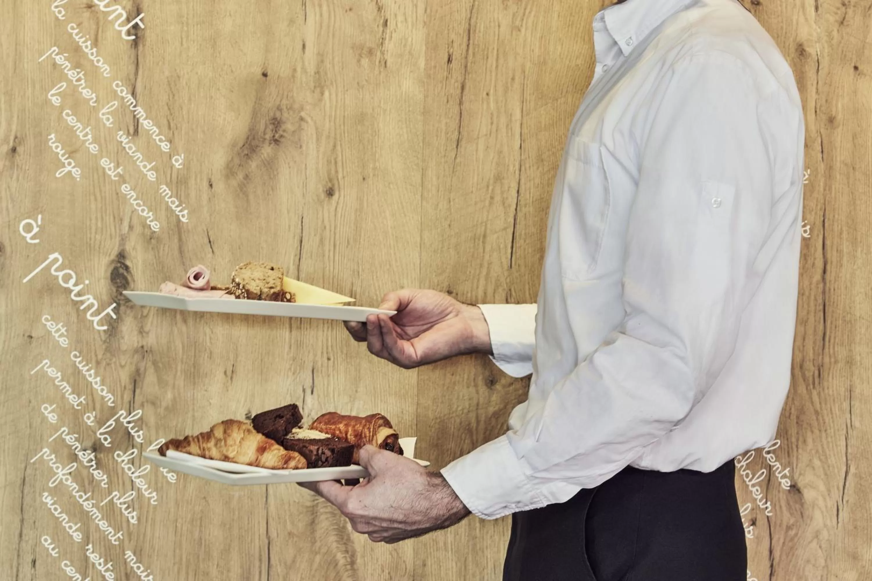 Restaurant/places to eat in ibis Toulon La Valette