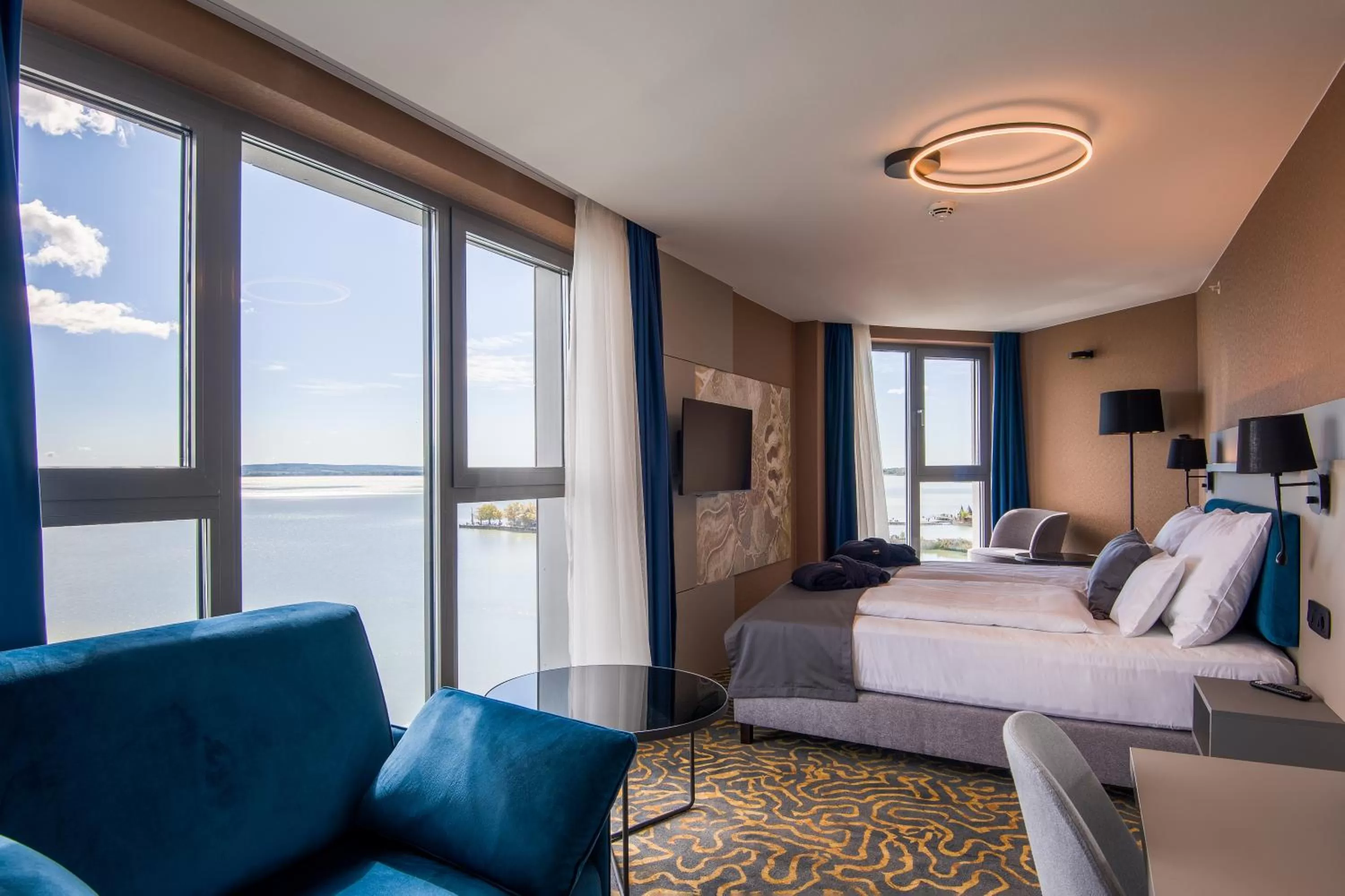 Bed in Hotel Helikon, Keszthely