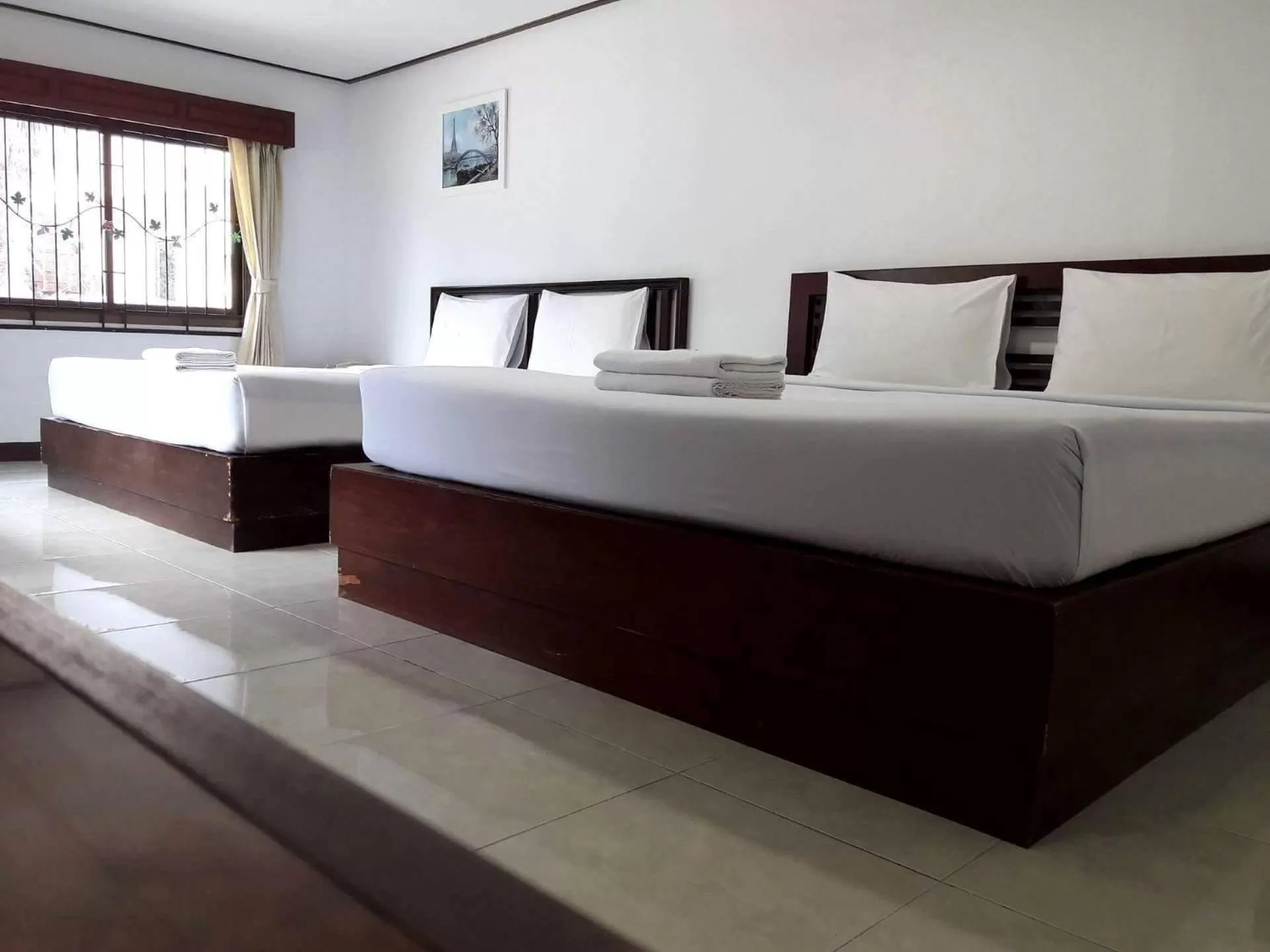 Bedroom, Bed in โรงแรมฟ้าพราวฝน Fah Proud Fon Hotel
