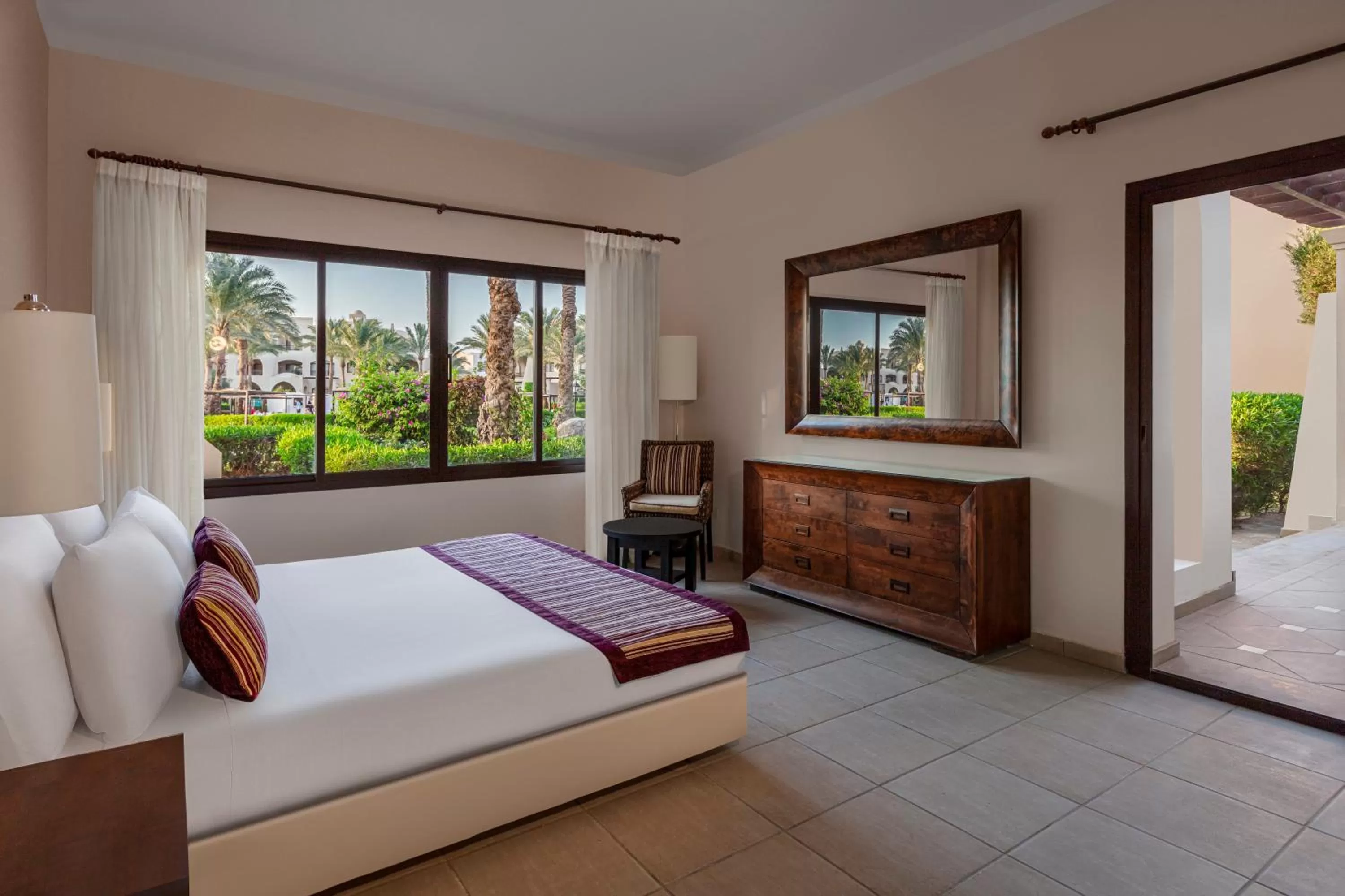 Bedroom, Bed in JAZ Neo Saraya Palms