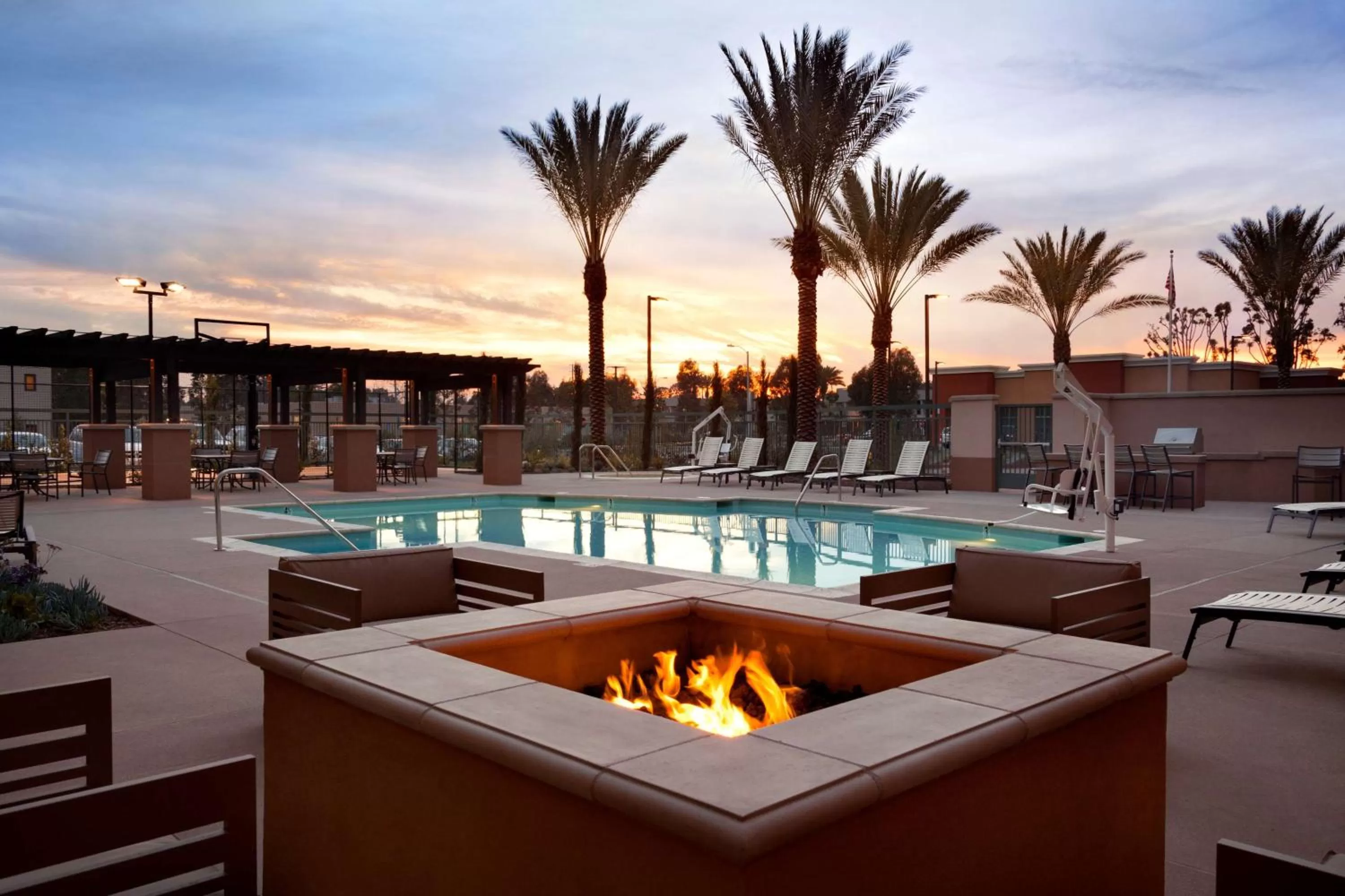 Pool view in Homewood Suites By Hilton Irvine John Wayne Airport