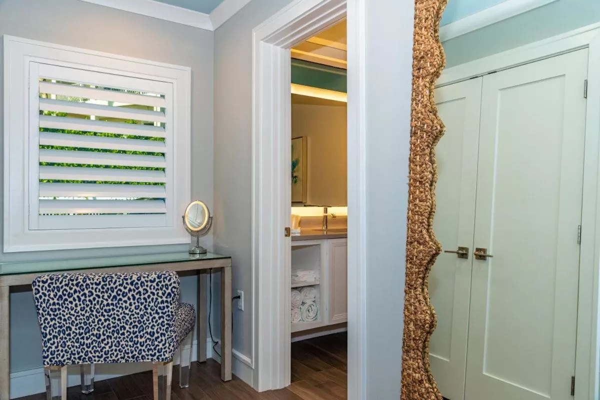 wardrobe in Anna Maria Beach Resort