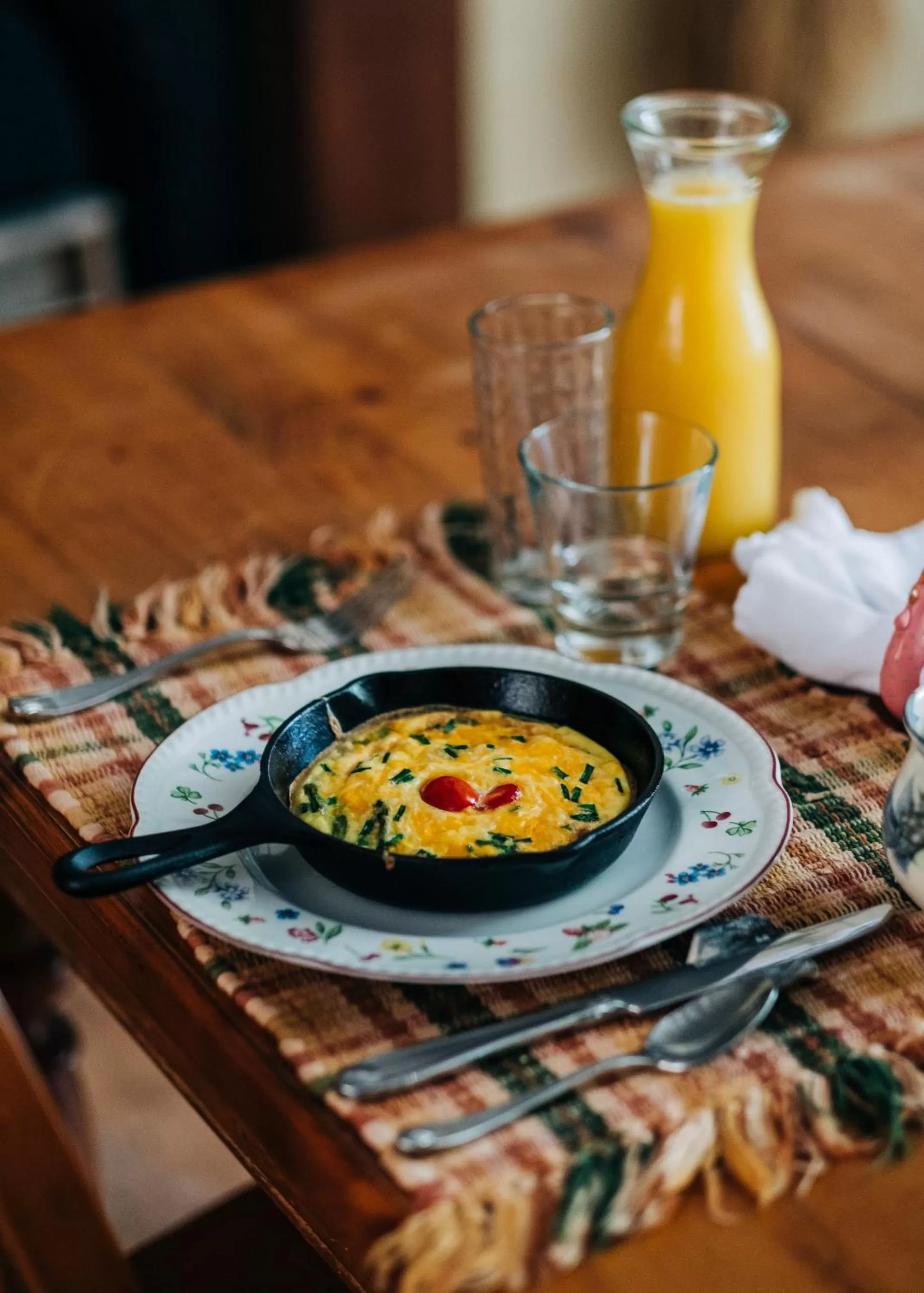 Breakfast in Farmhouse Inn B&B