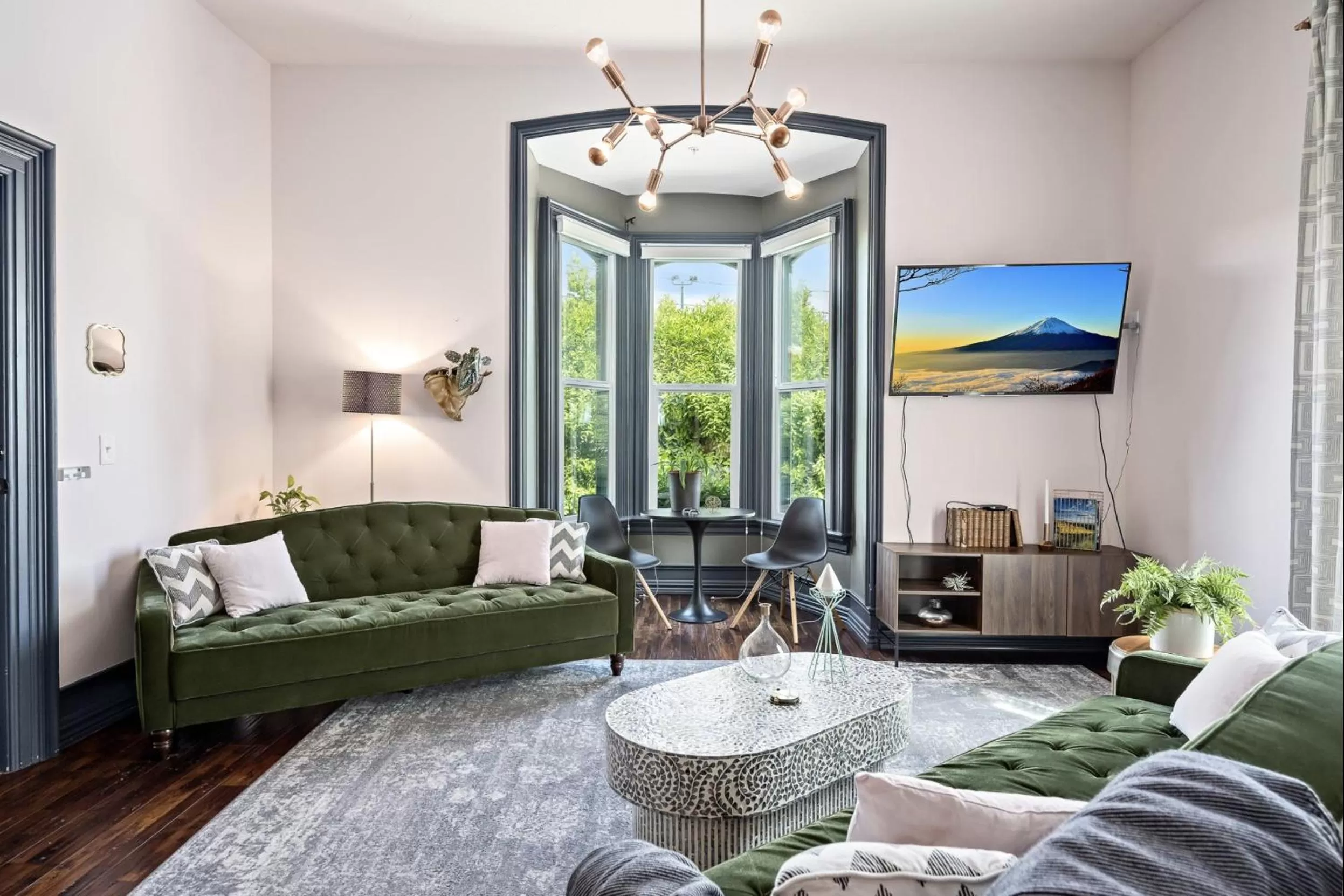 Living room in The Wesley Walla Walla