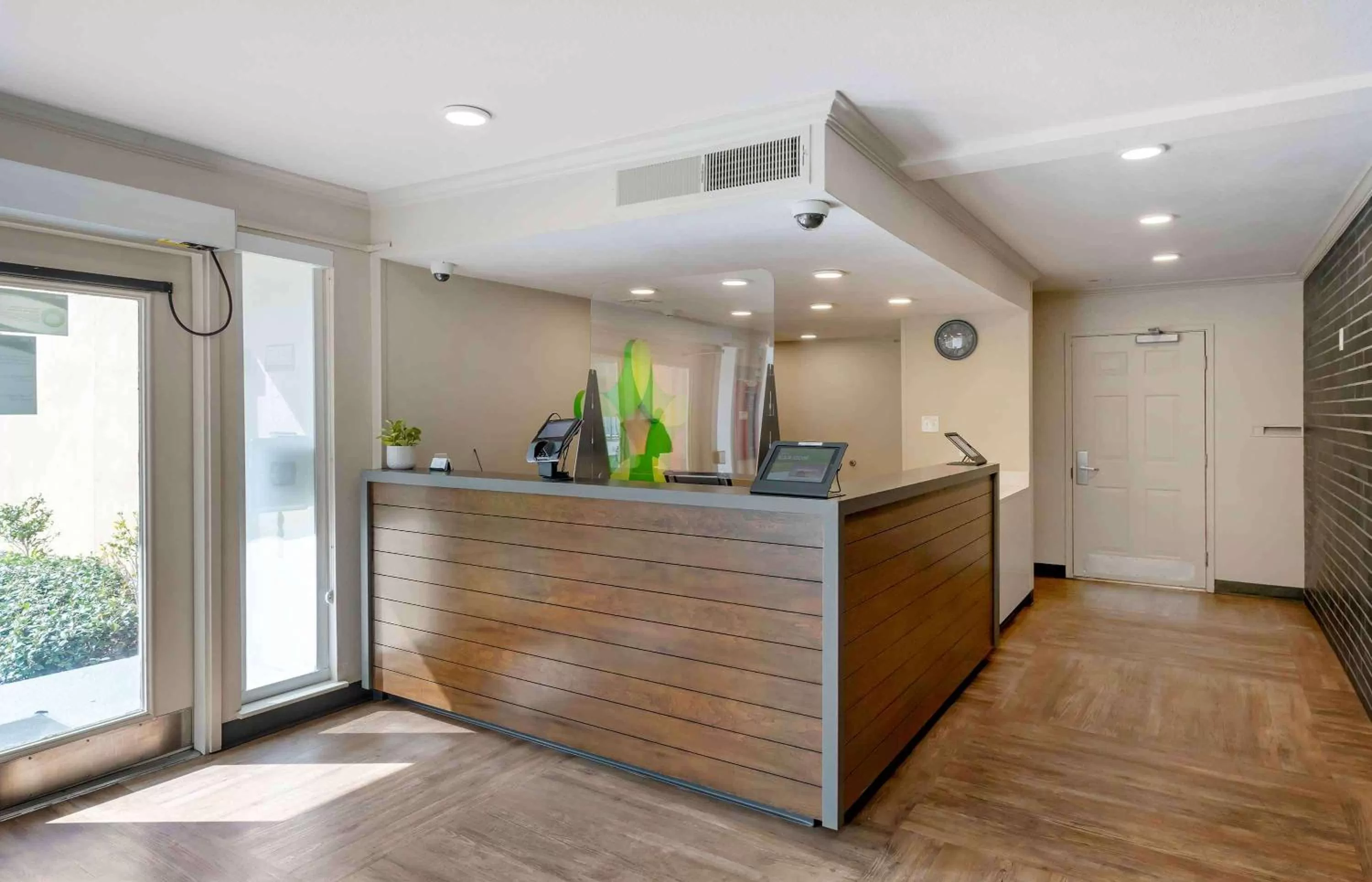 Lobby or reception in Extended Stay America Suites - San Francisco - San Mateo - SFO
