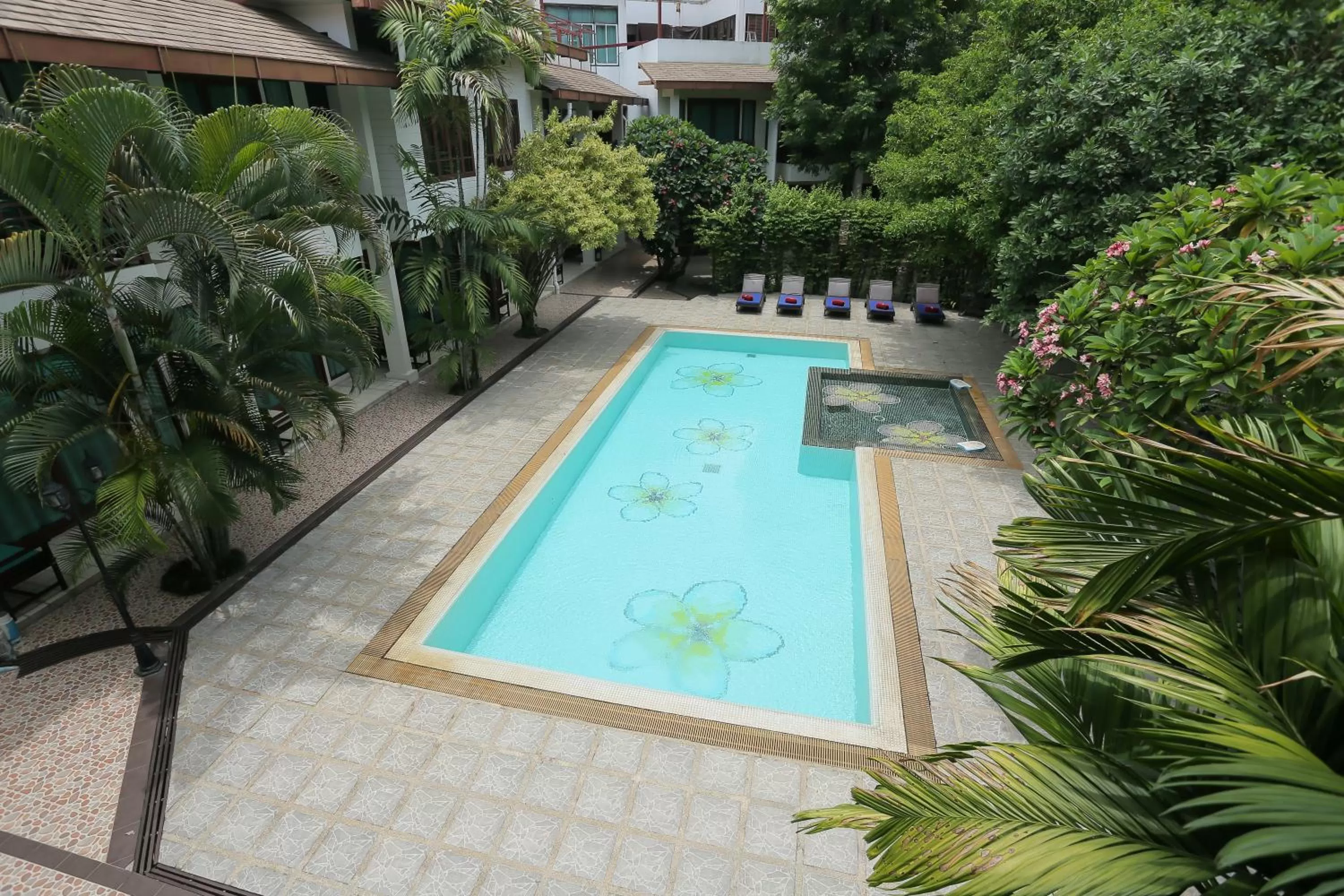 Swimming pool in The Mantrini Chiang Rai