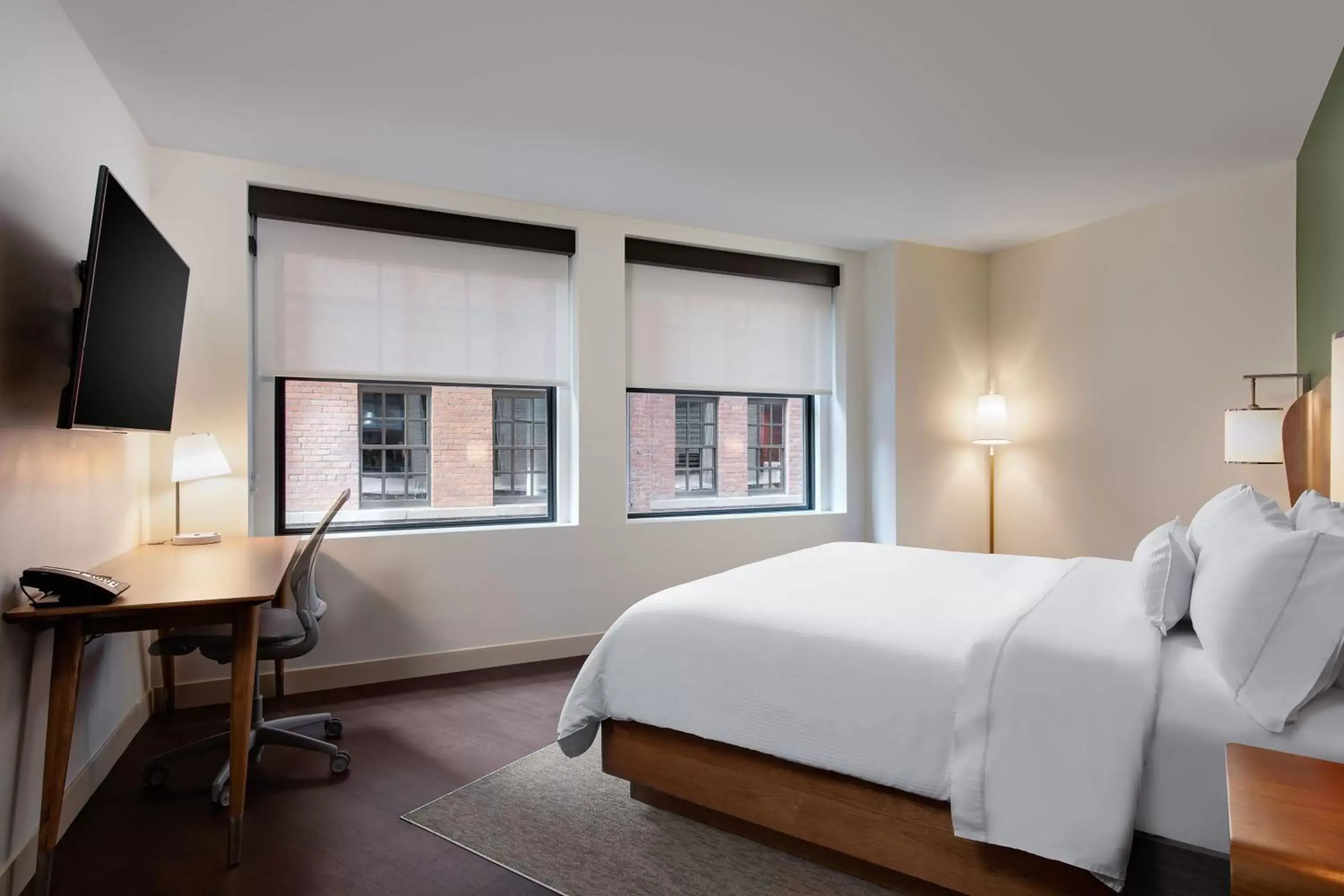 King Room in Element Detroit at the Metropolitan King Room in Element Detroit at the Metropolitan