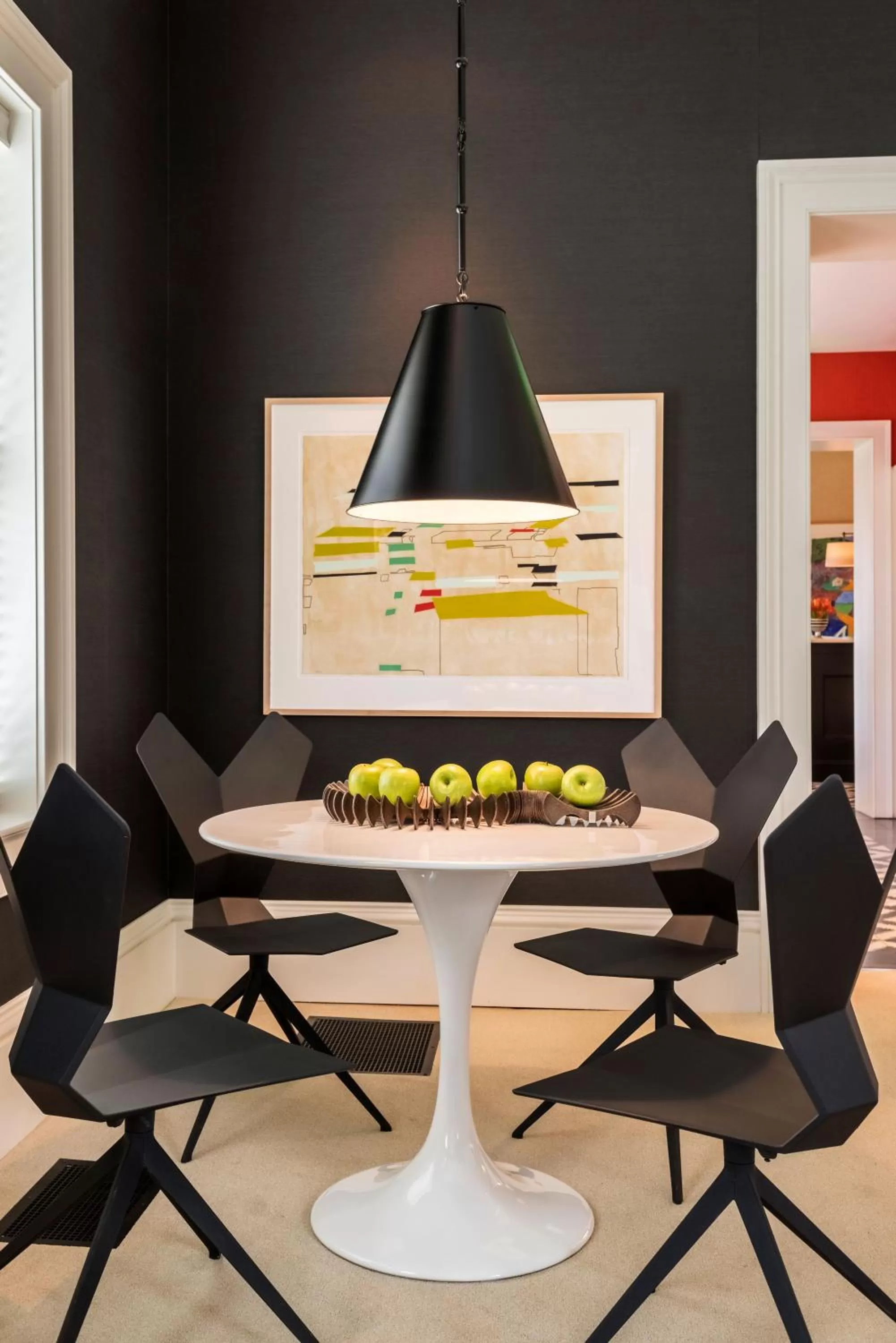 Communal lounge/ TV room in Inns of Aurora Resort & Spa