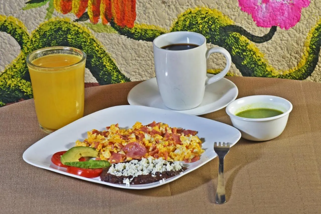 Food and drinks in Hotel Riviera