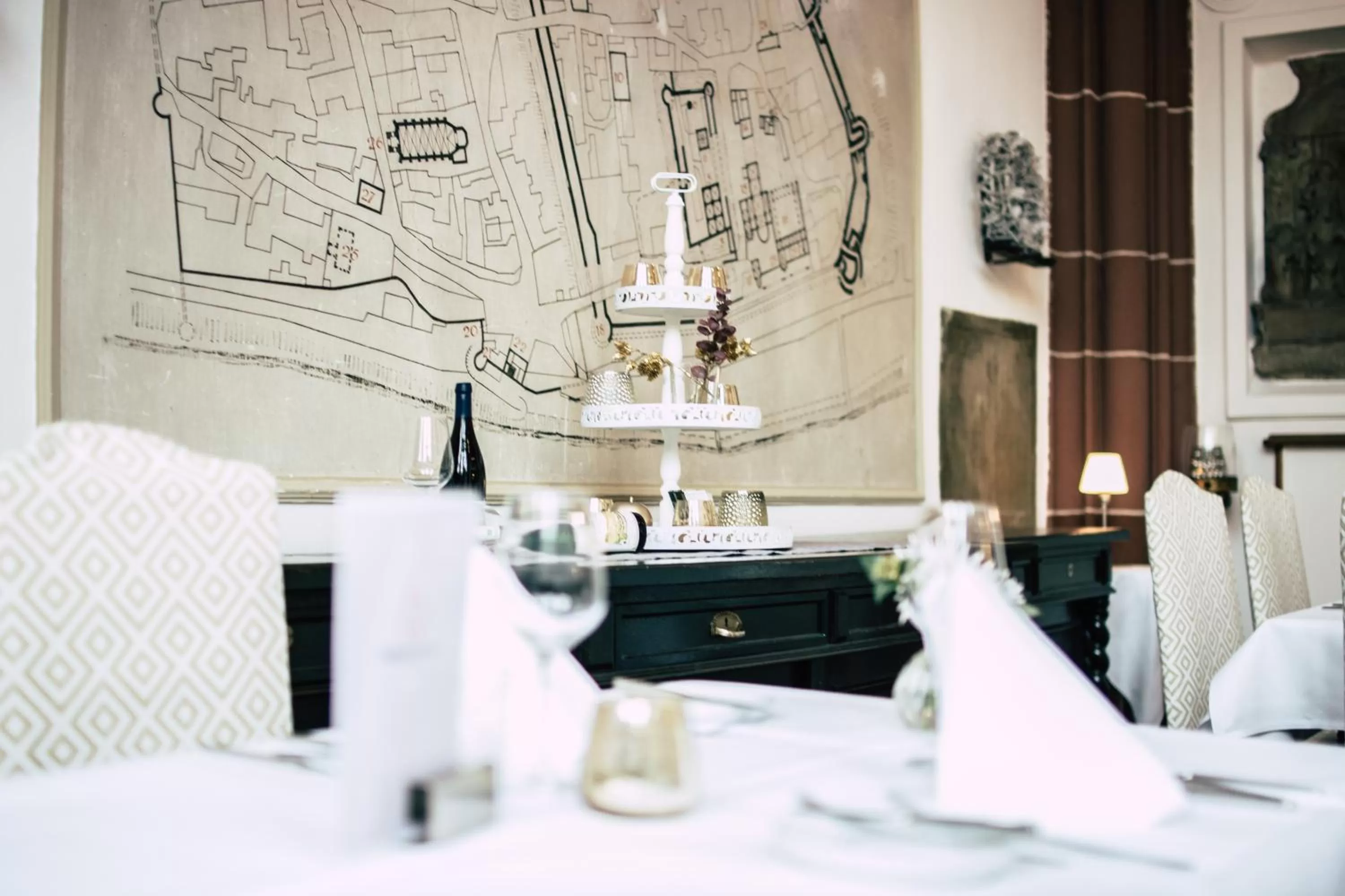 Restaurant/places to eat in Boutiquehotel Kloster Pfalzel