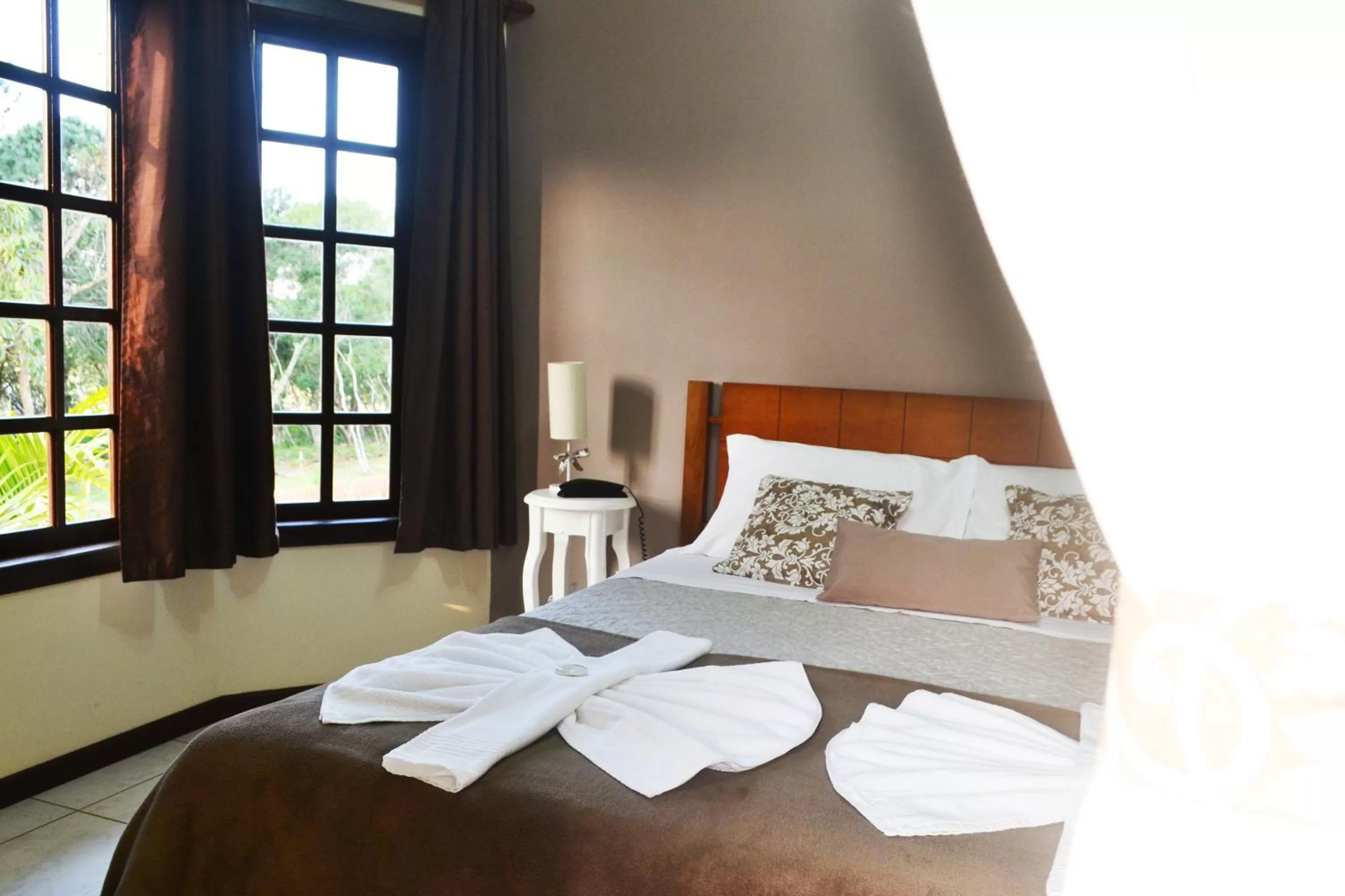 Decorative detail, Bed in Pousada Canasvieiras