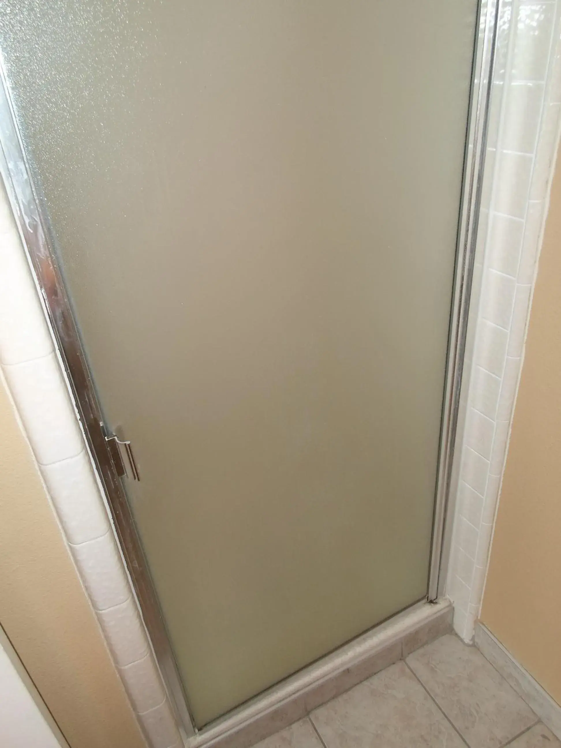 Queen Room with Three Queen Beds in Heritage Inn - Milpitas Queen Room with Three Queen Beds in Heritage Inn - Milpitas