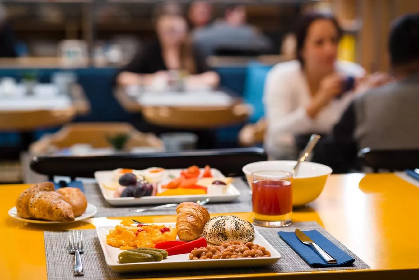 Buffet breakfast in D8 Hotel