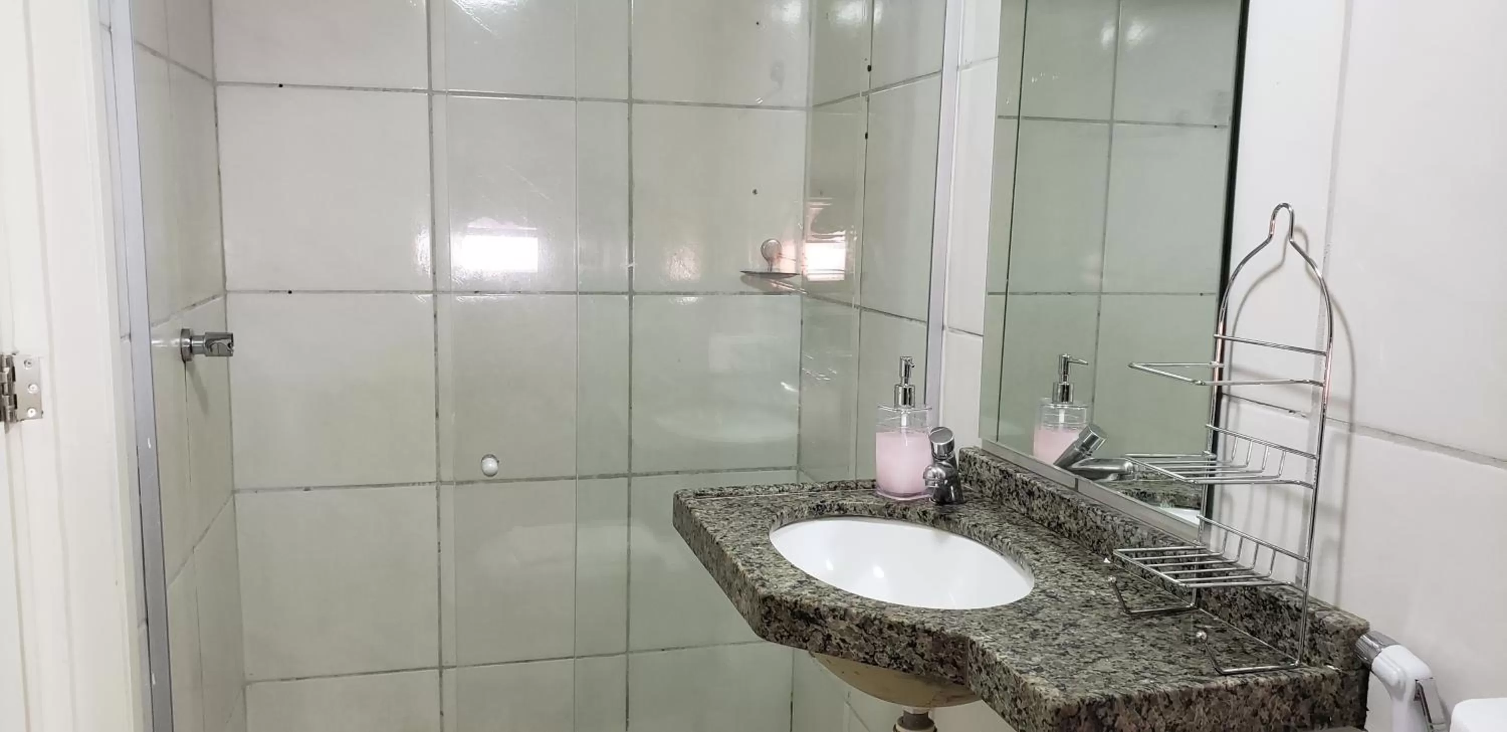 Bathroom in LIVE IN FORTALEZA HOTEL