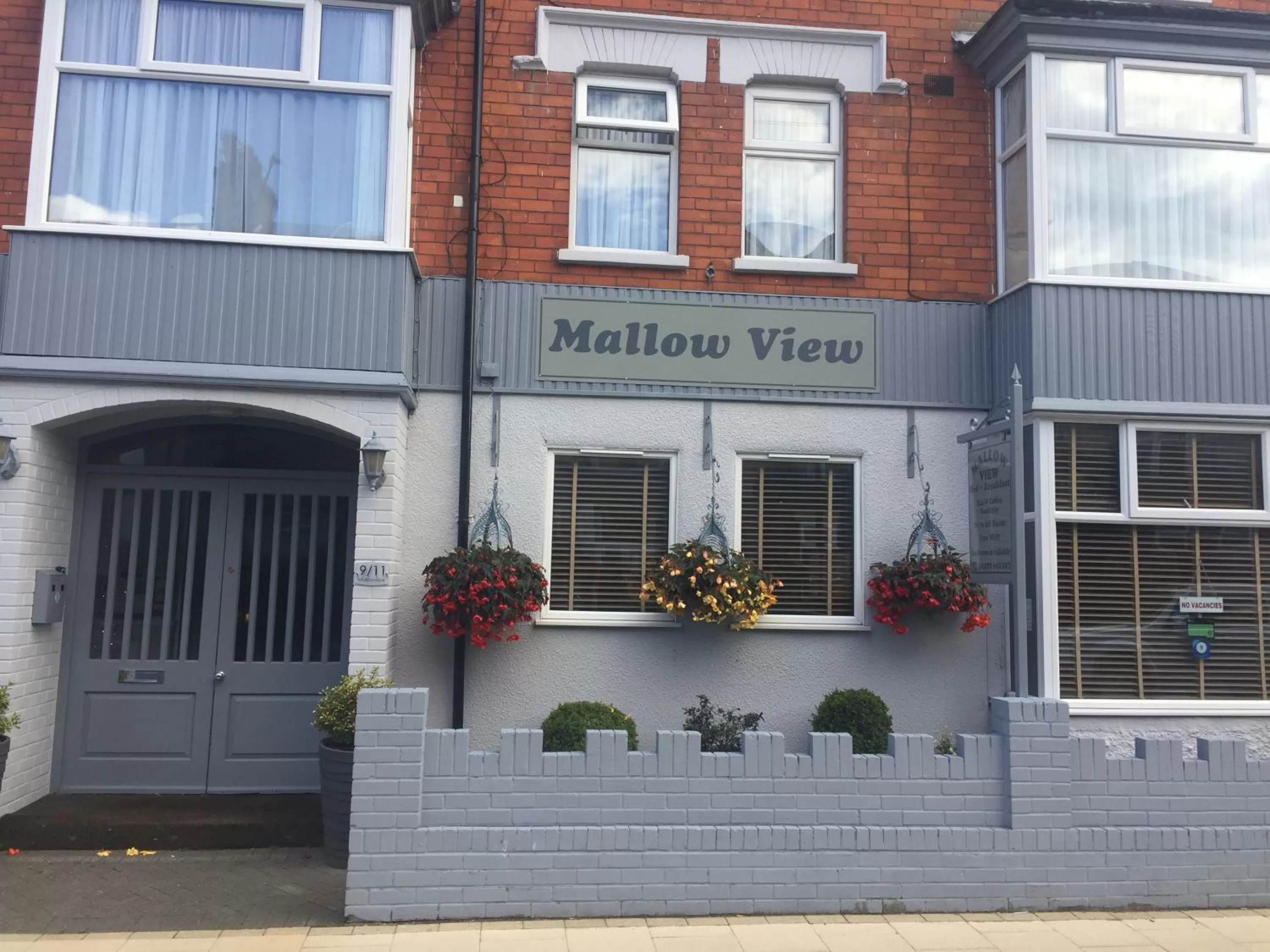 Facade/entrance in Mallowview guest house
