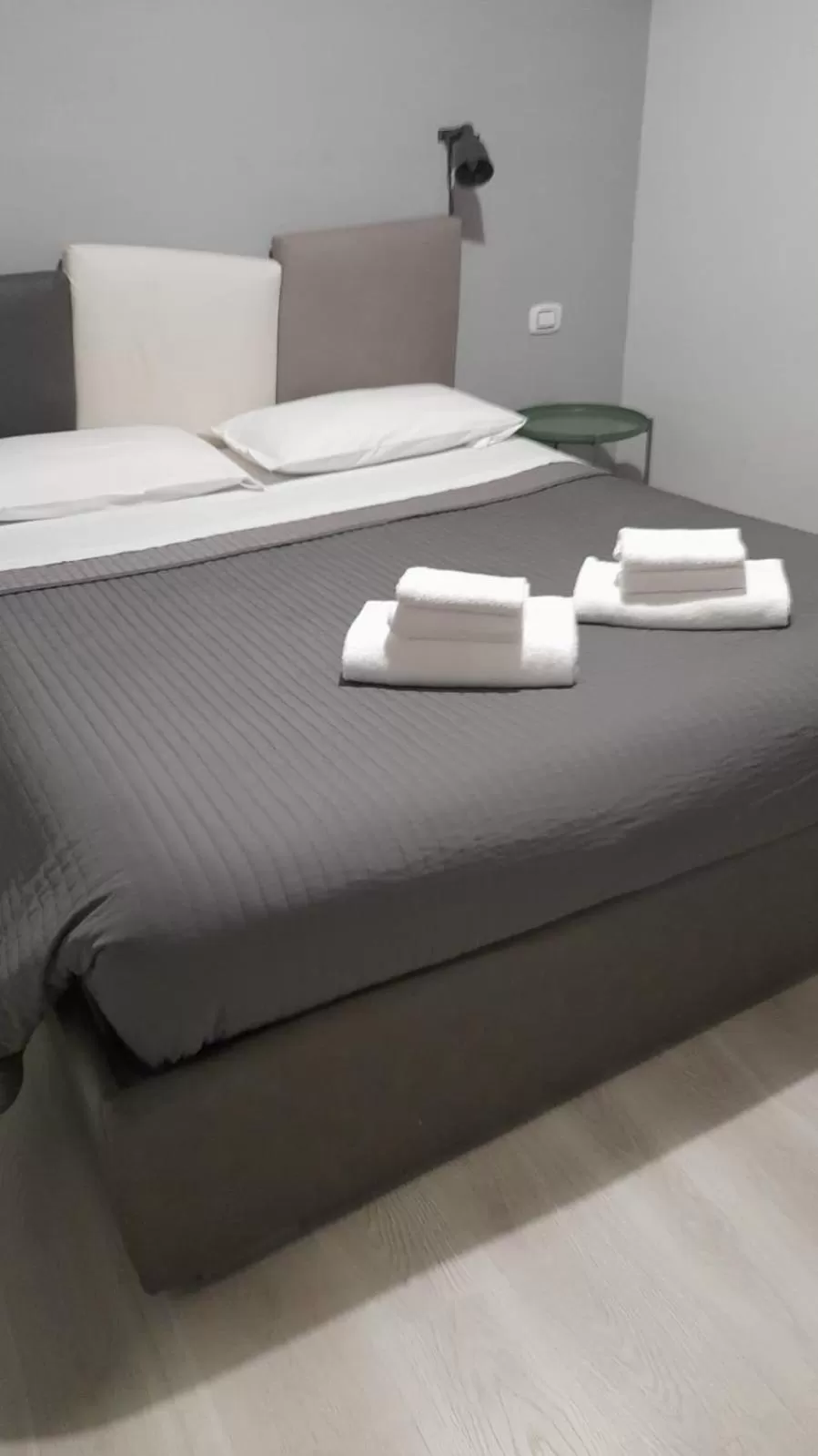 Bed in AIRPORT BARi DELUXE