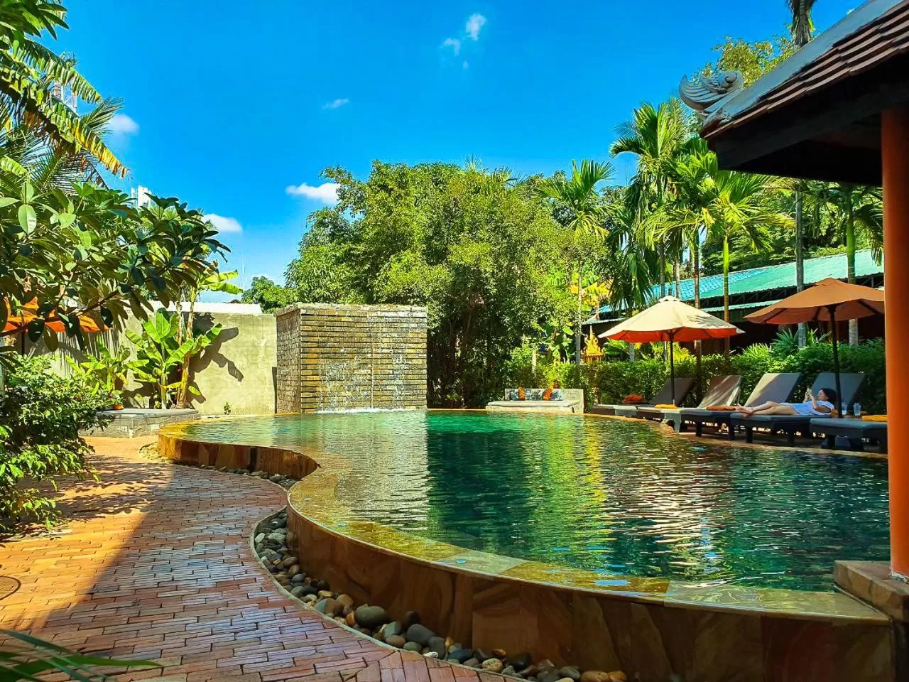 Central Privilege Hotel