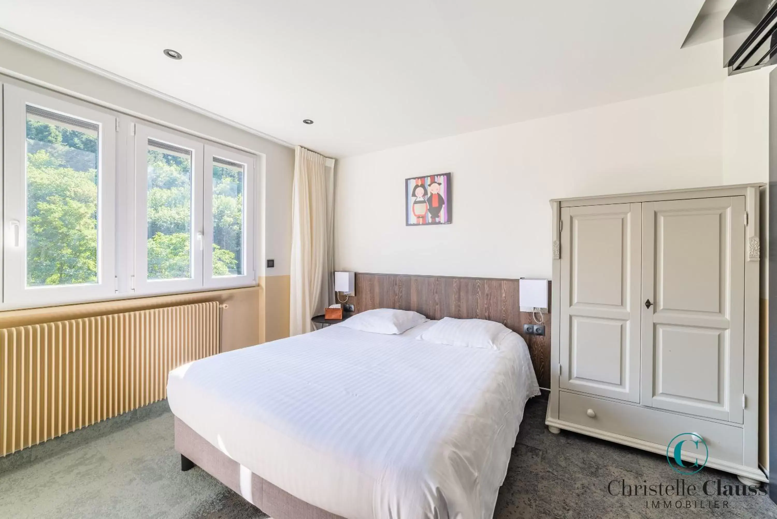 Standard Double Room in Hotel Restaurant au Floridor Standard Double Room in Hotel Restaurant au Floridor