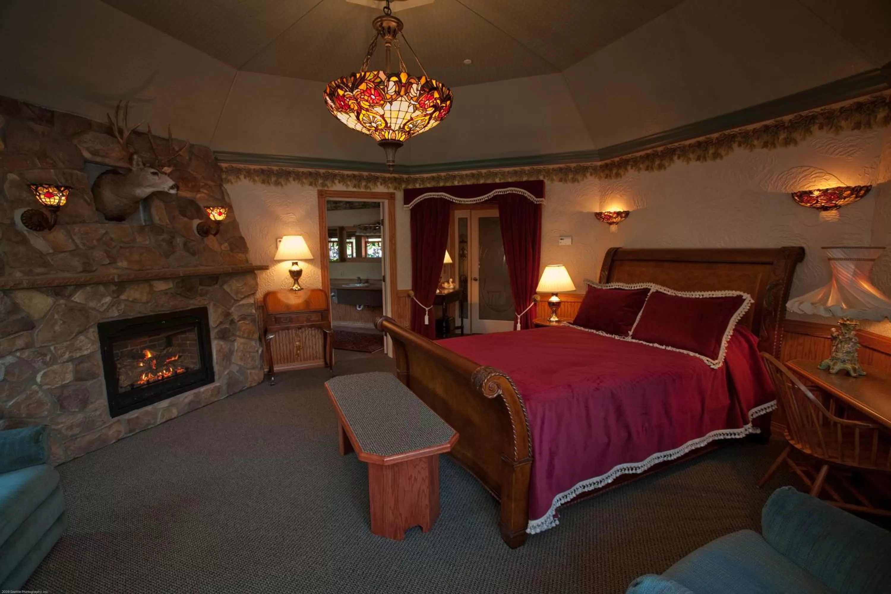 Bed in Beaver Valley Lodge