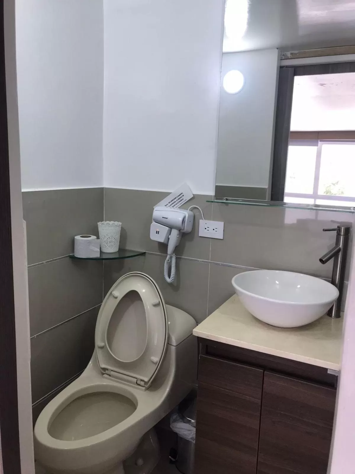 Bathroom in Hotel Hernández CTG