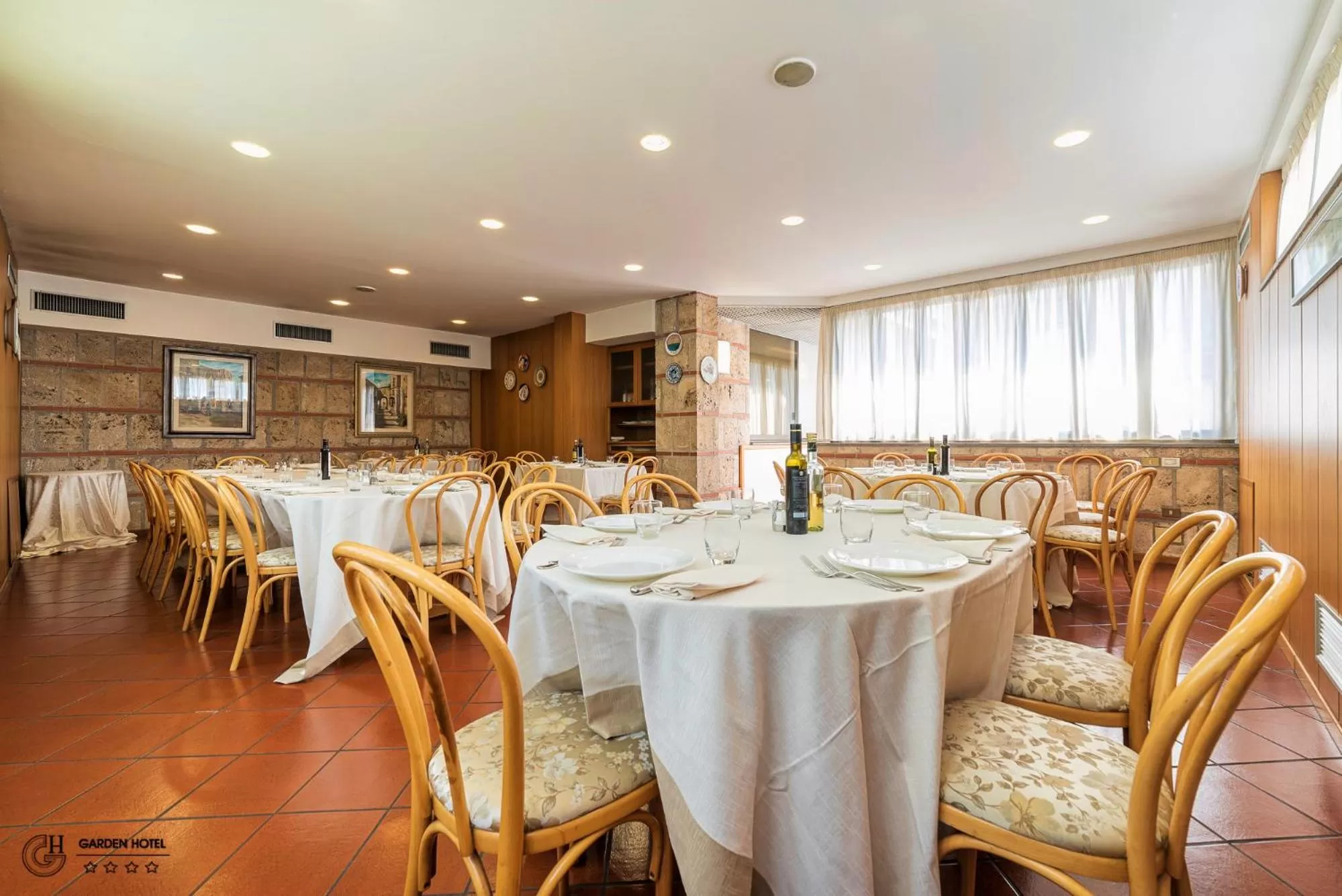 Restaurant/places to eat in Hotel Garden Terni