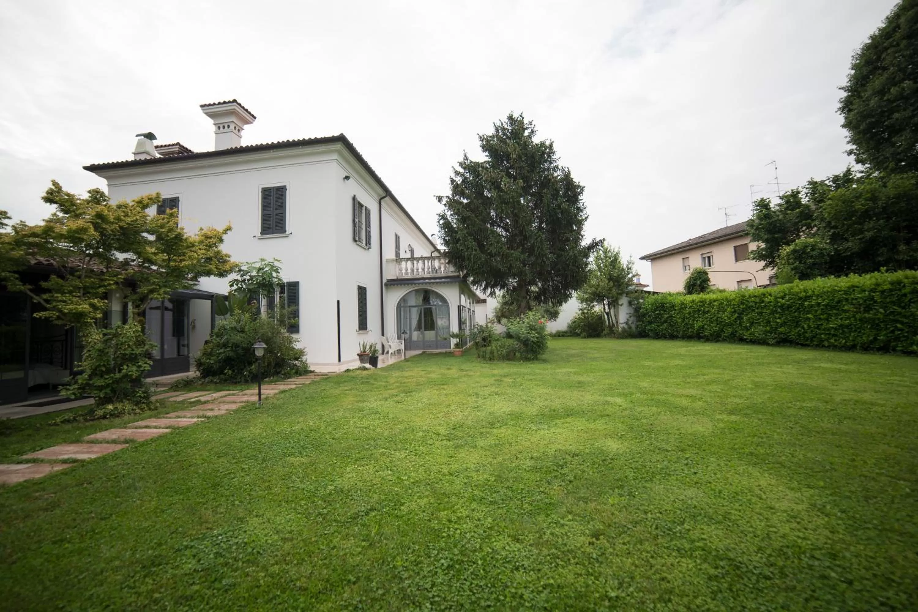 Property building in Villa Franca in Franciacorta