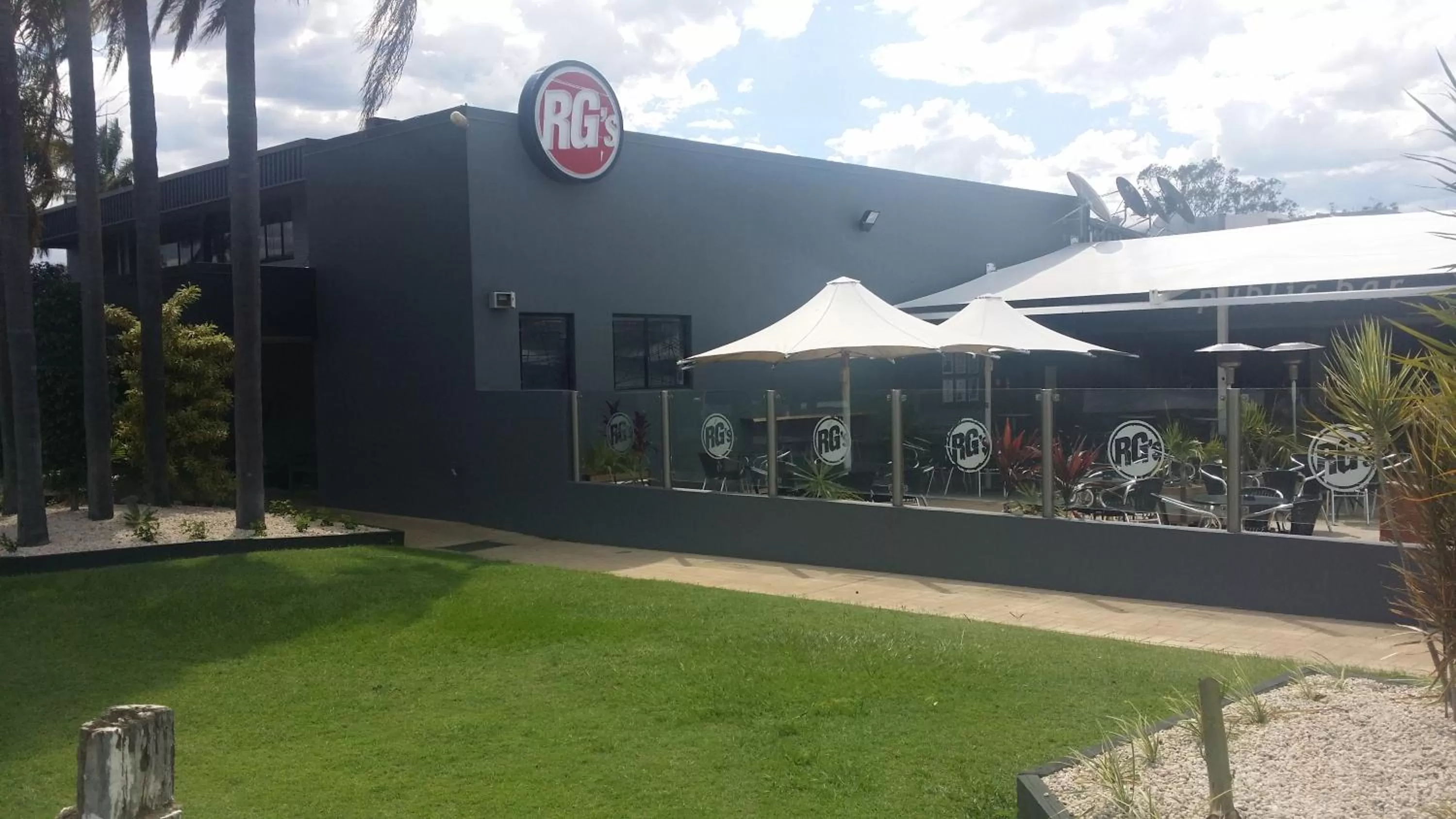 Facade/entrance in Rocky Glen Hotel Motel Gladstone