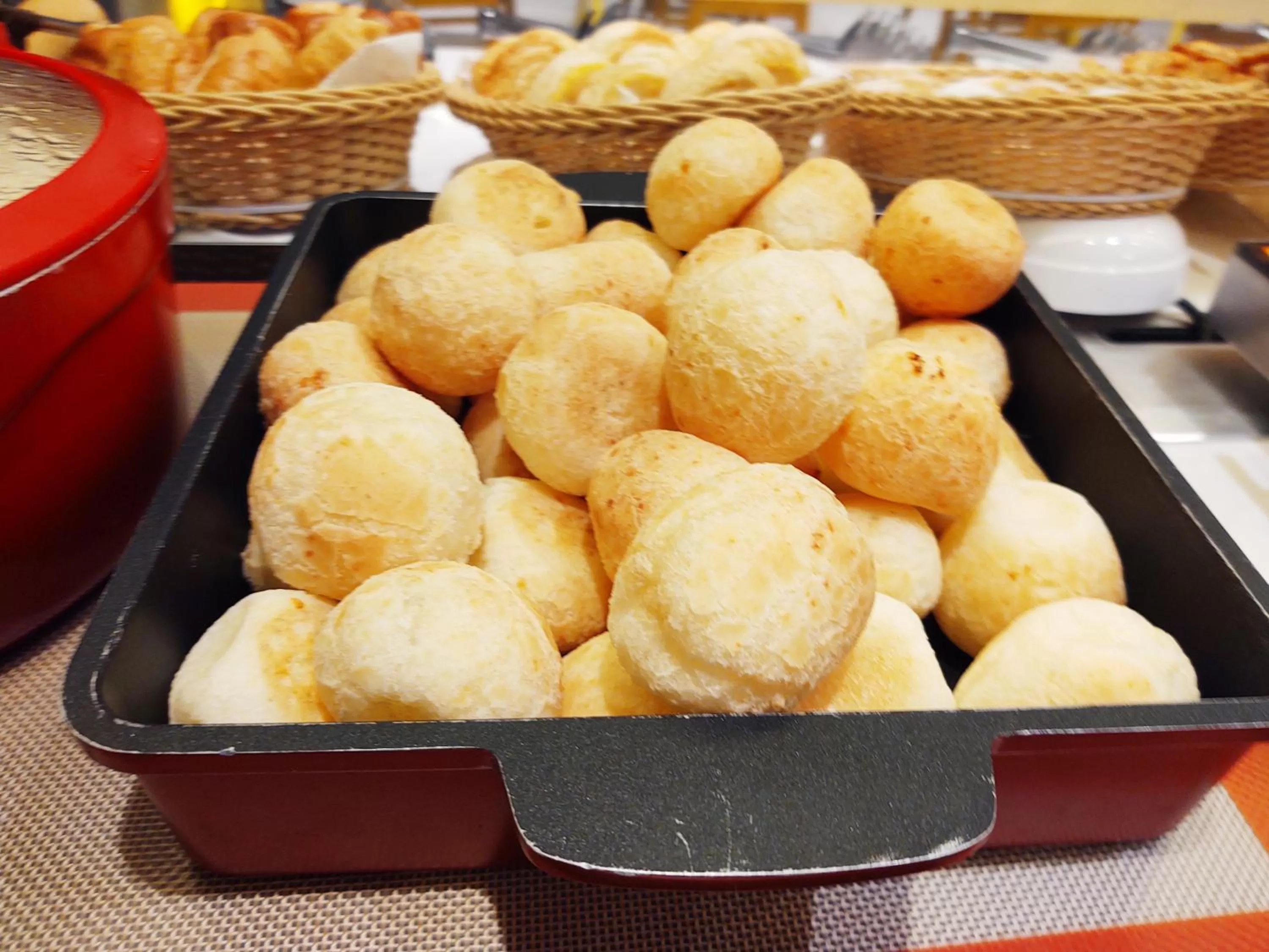 Restaurant/places to eat in Lets Idea Brasília Hotel