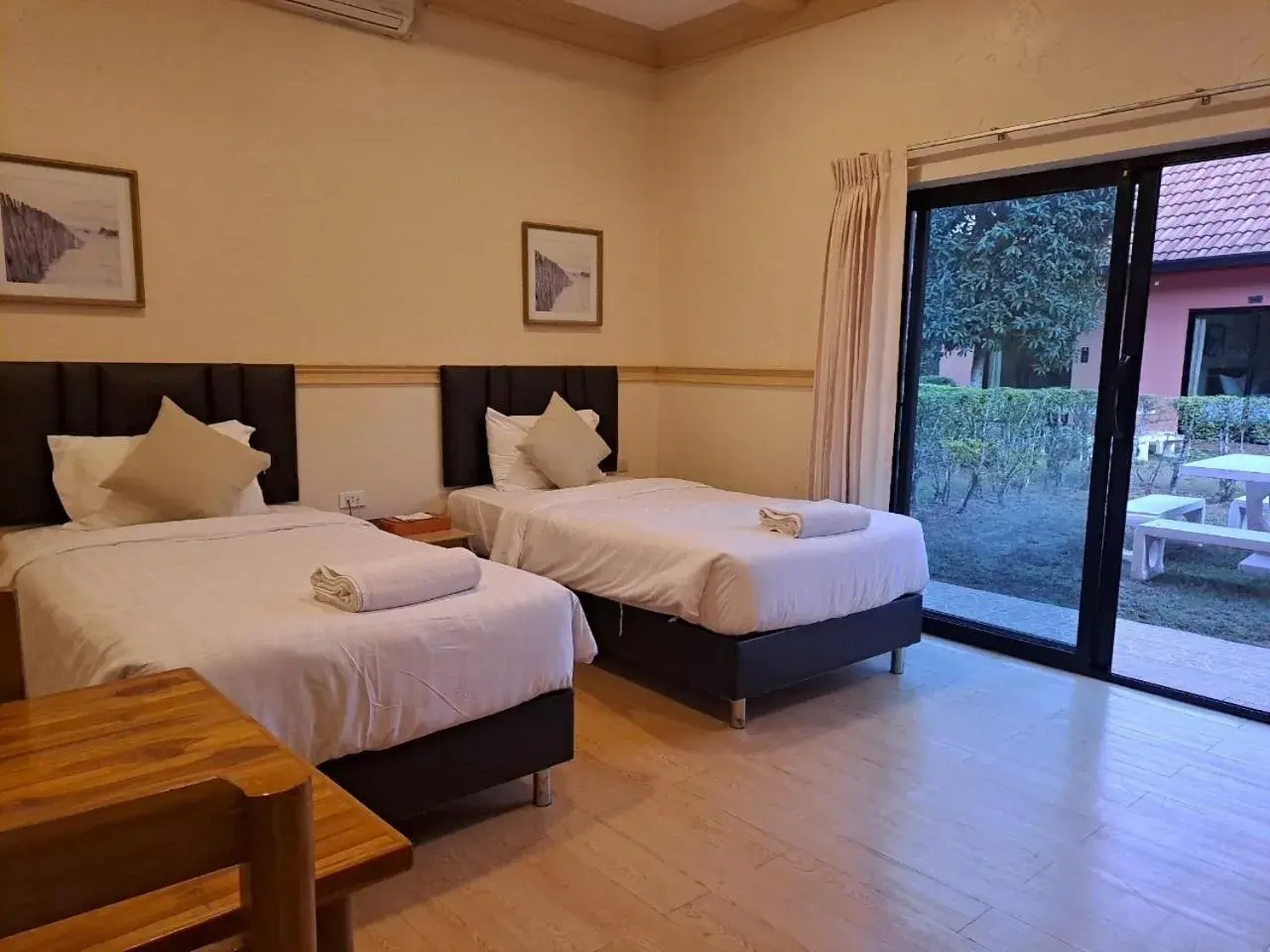 Deluxe King Room with Garden View in PM Lake Mabprachan Pattaya Deluxe King Room with Garden View in PM Lake Mabprachan Pattaya