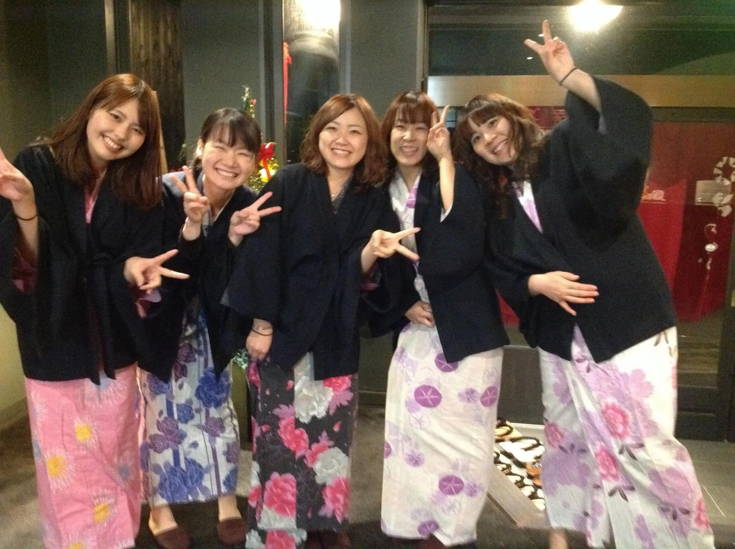 People in Manten-no-Hoshi