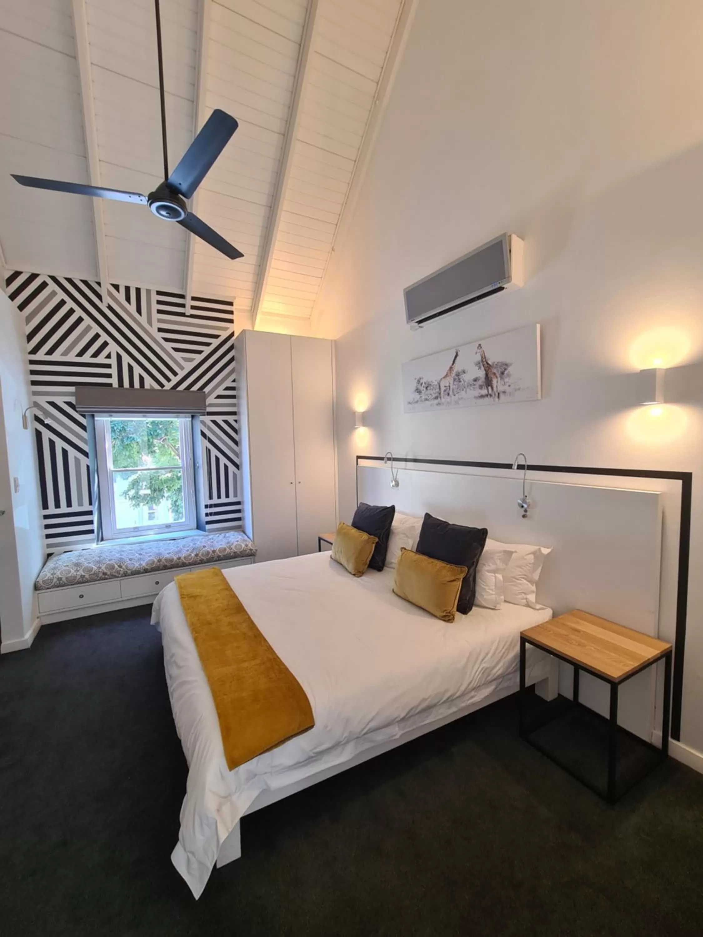 Bedroom, Bed in Boschenmeer House