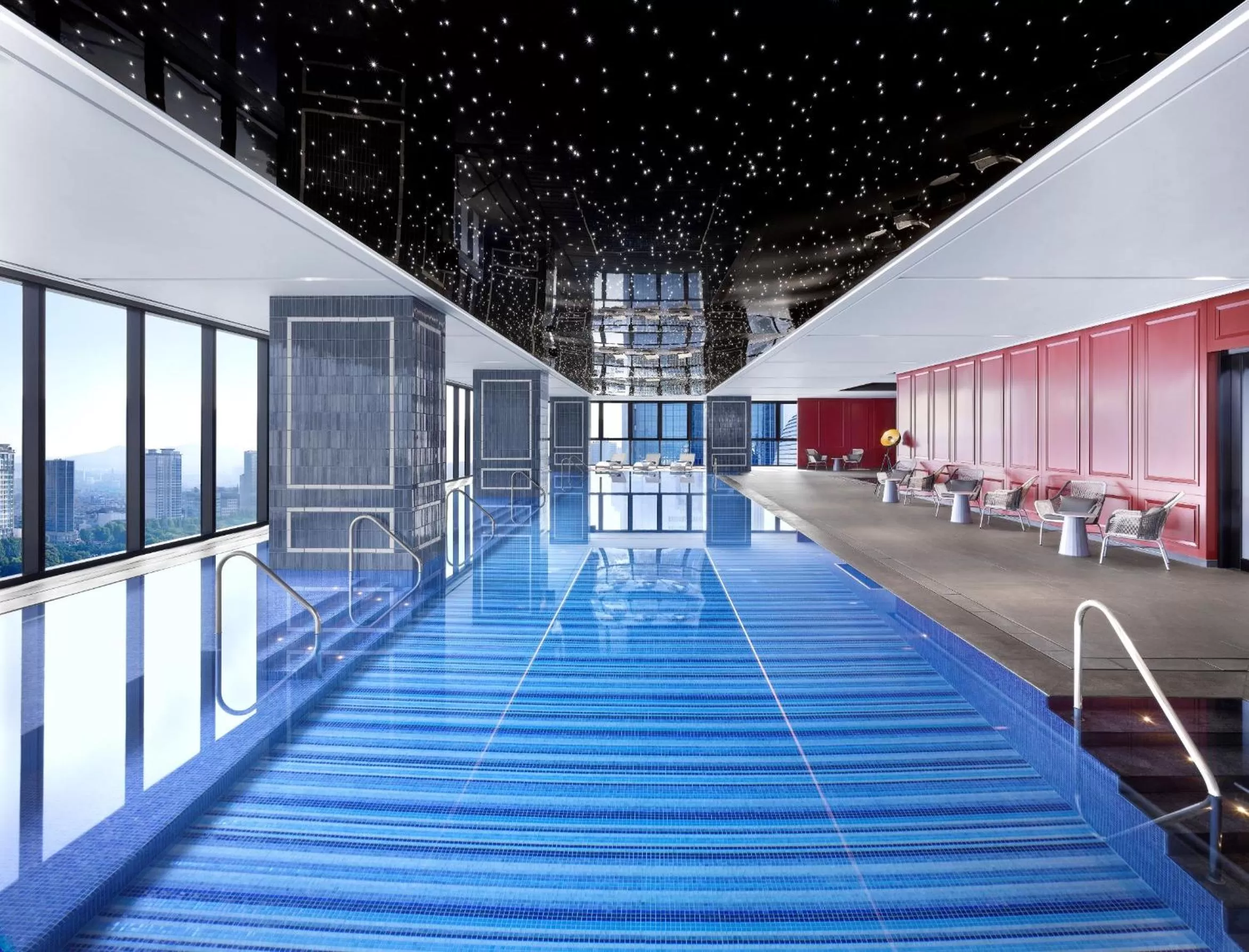 Swimming pool in Sofitel Ambassador Seoul Hotel & Serviced Residences