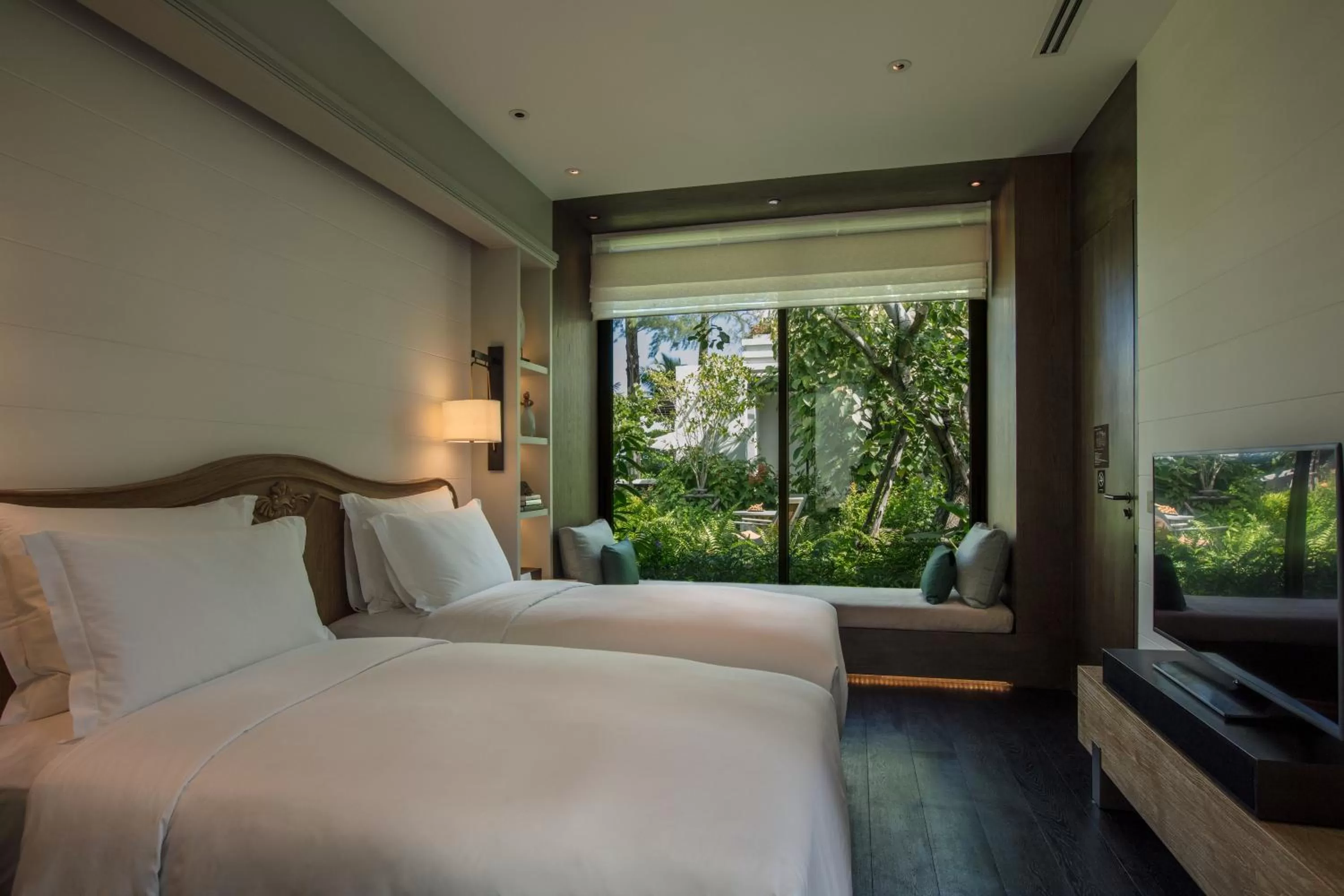 Bed in Rosewood Phuket