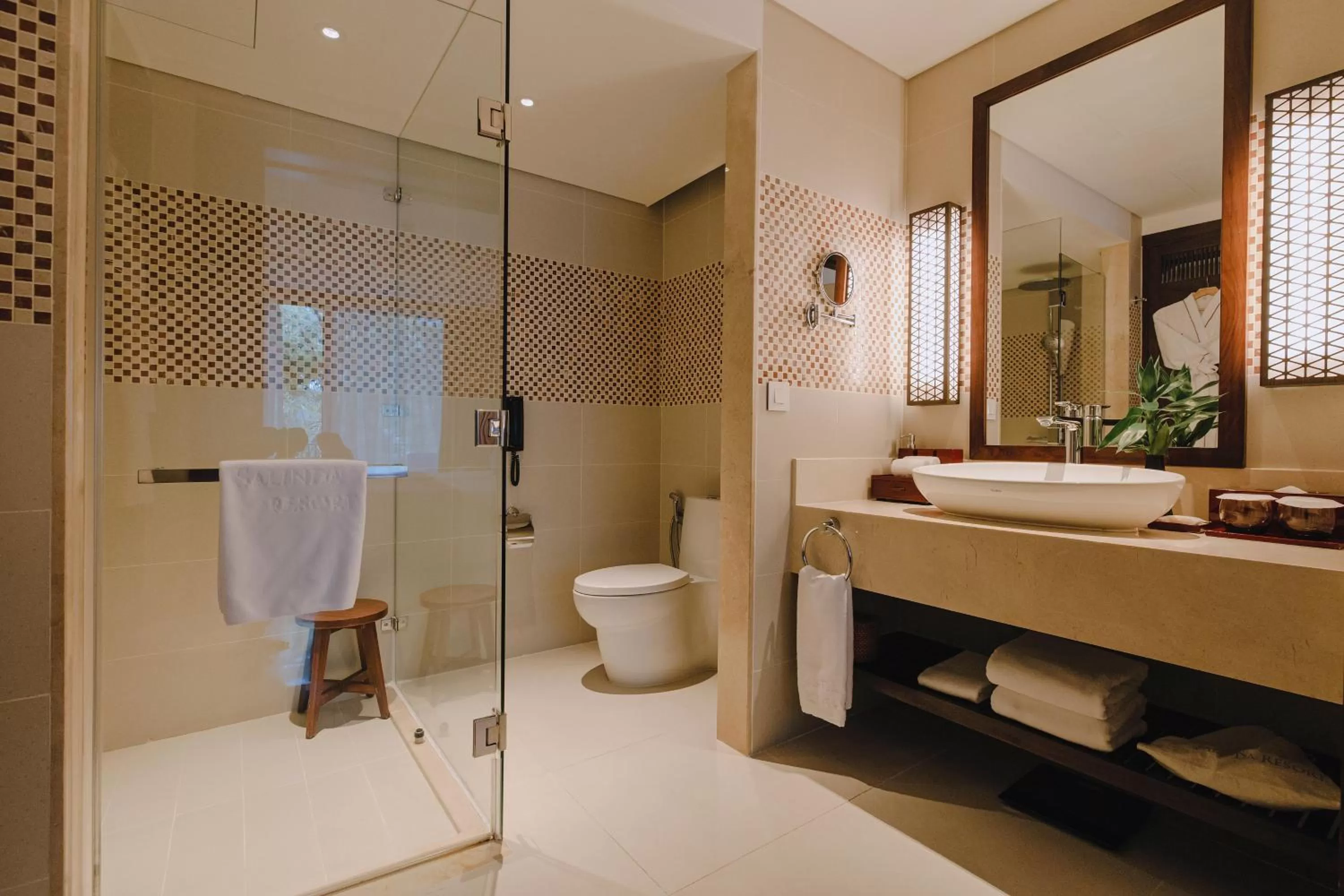 Bathroom in Salinda Resort Phu Quoc - Sparkling Wine Breakfast